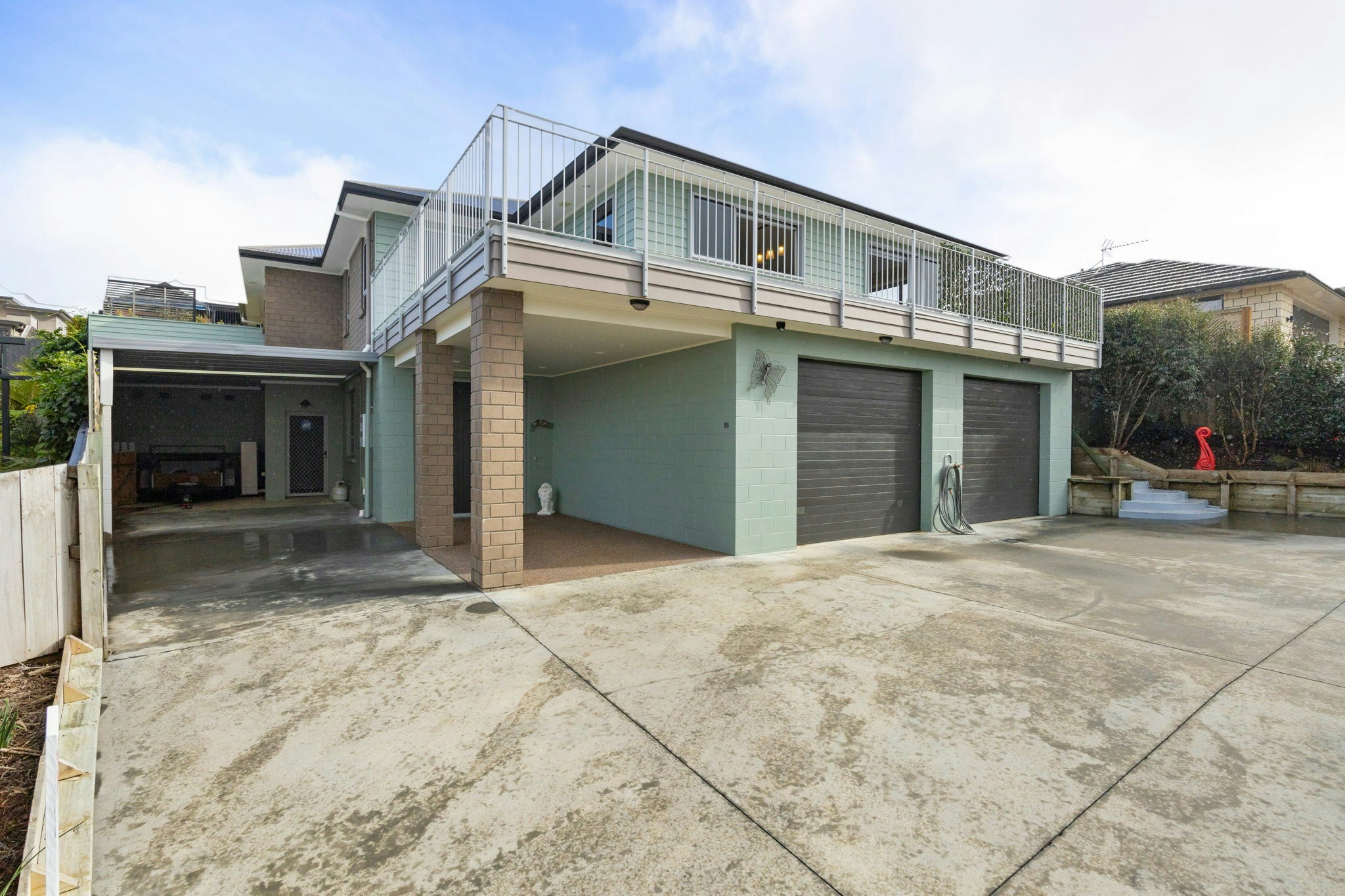 1 web or mls in House AR0 6883