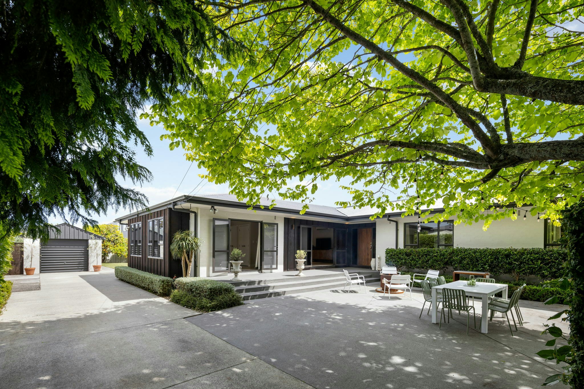 1 web or mls in House AR5 5347