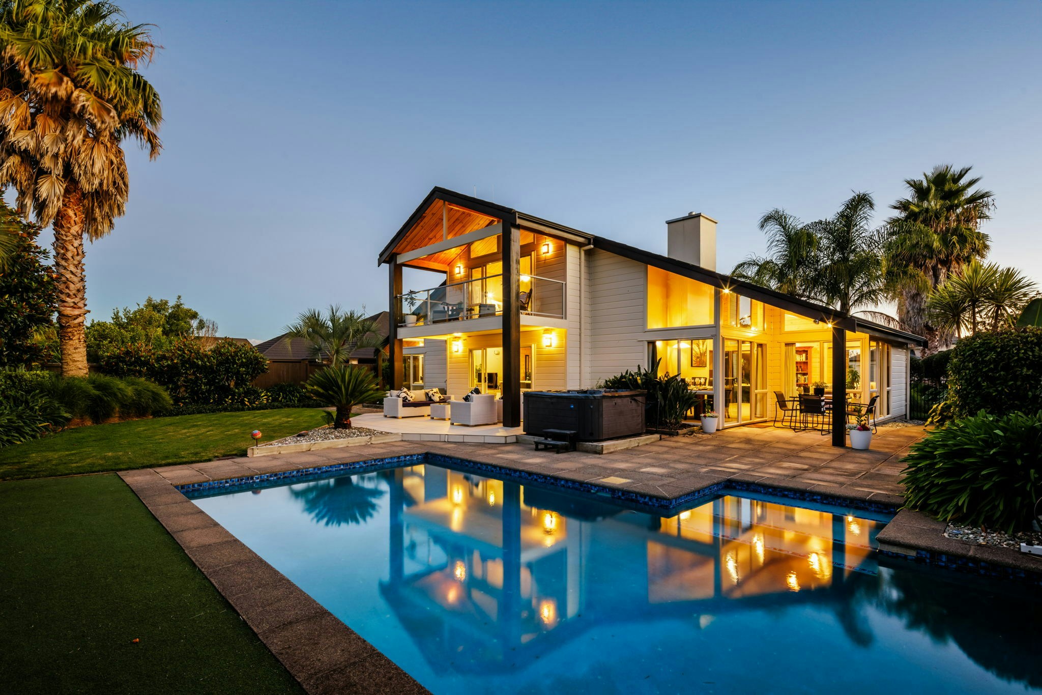 1 web or mls in House AR5 5783