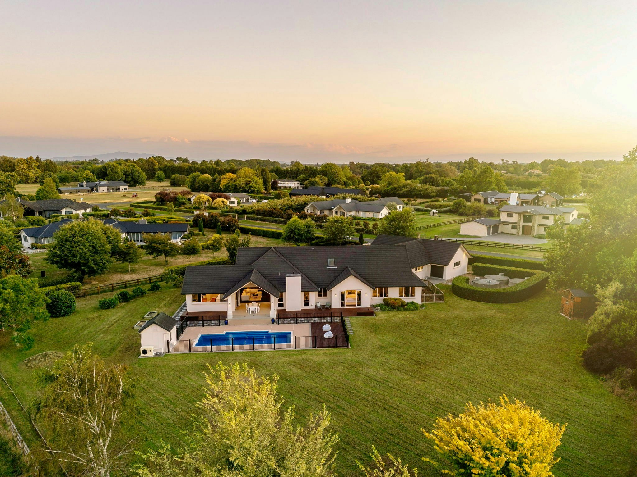 1 web or mls in House DJI 20250204202848 0882 D