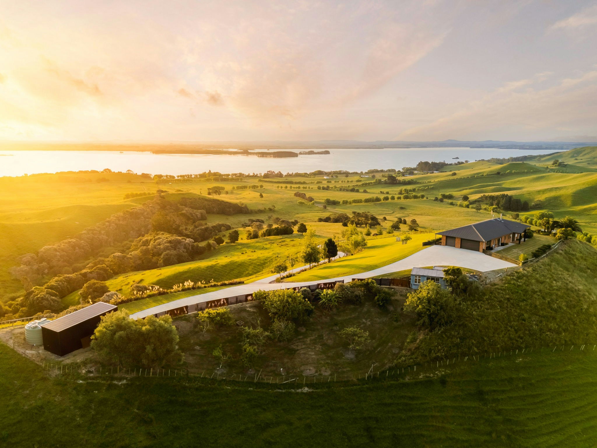 1 web or mls in House DJI 20251208200444 0590 D