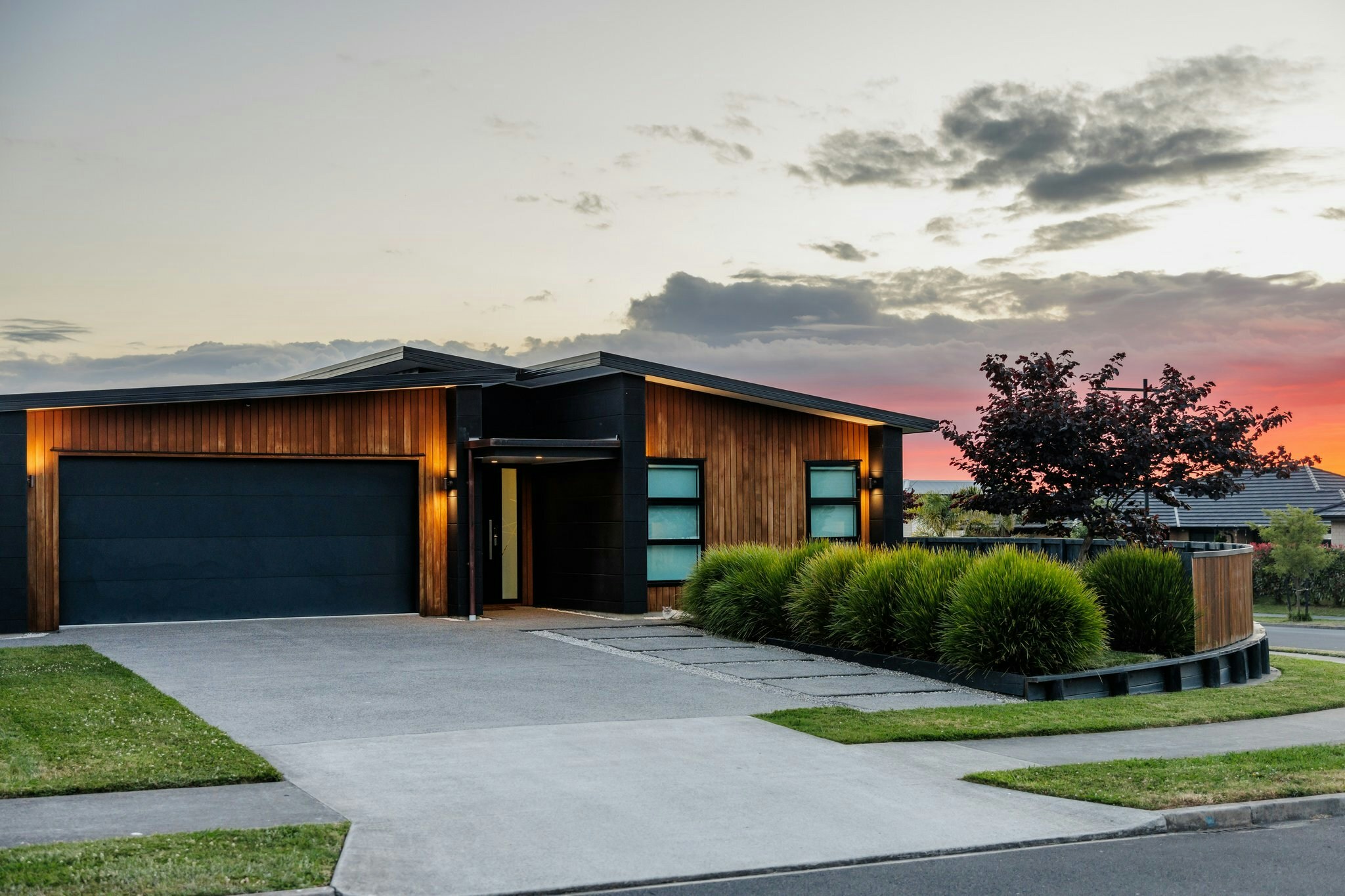 10 web or mls in House AR5 0366