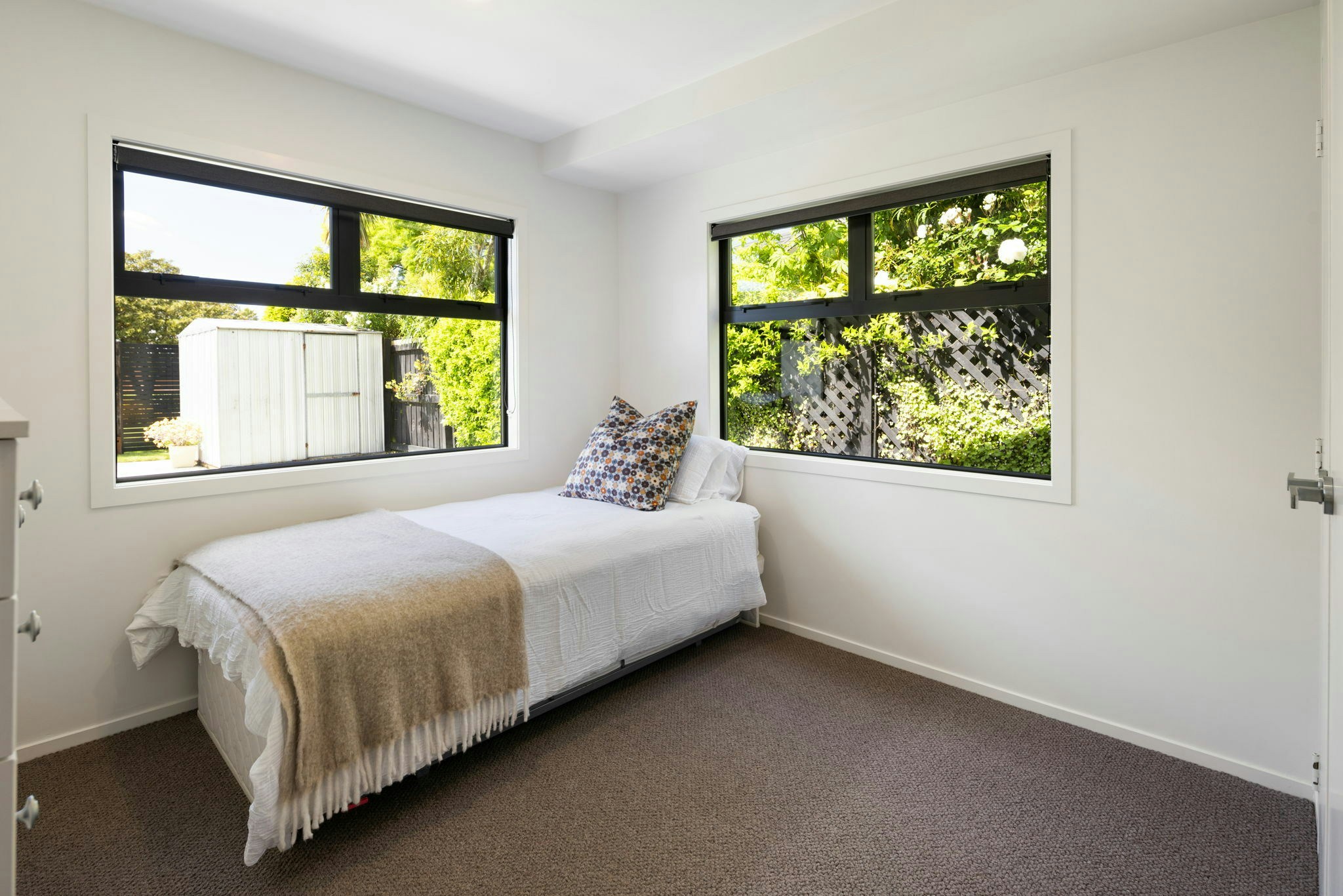 10 web or mls in House AR5 9313