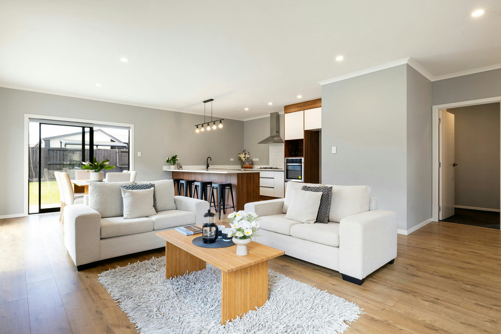 10 web or mls in House SR5 0039