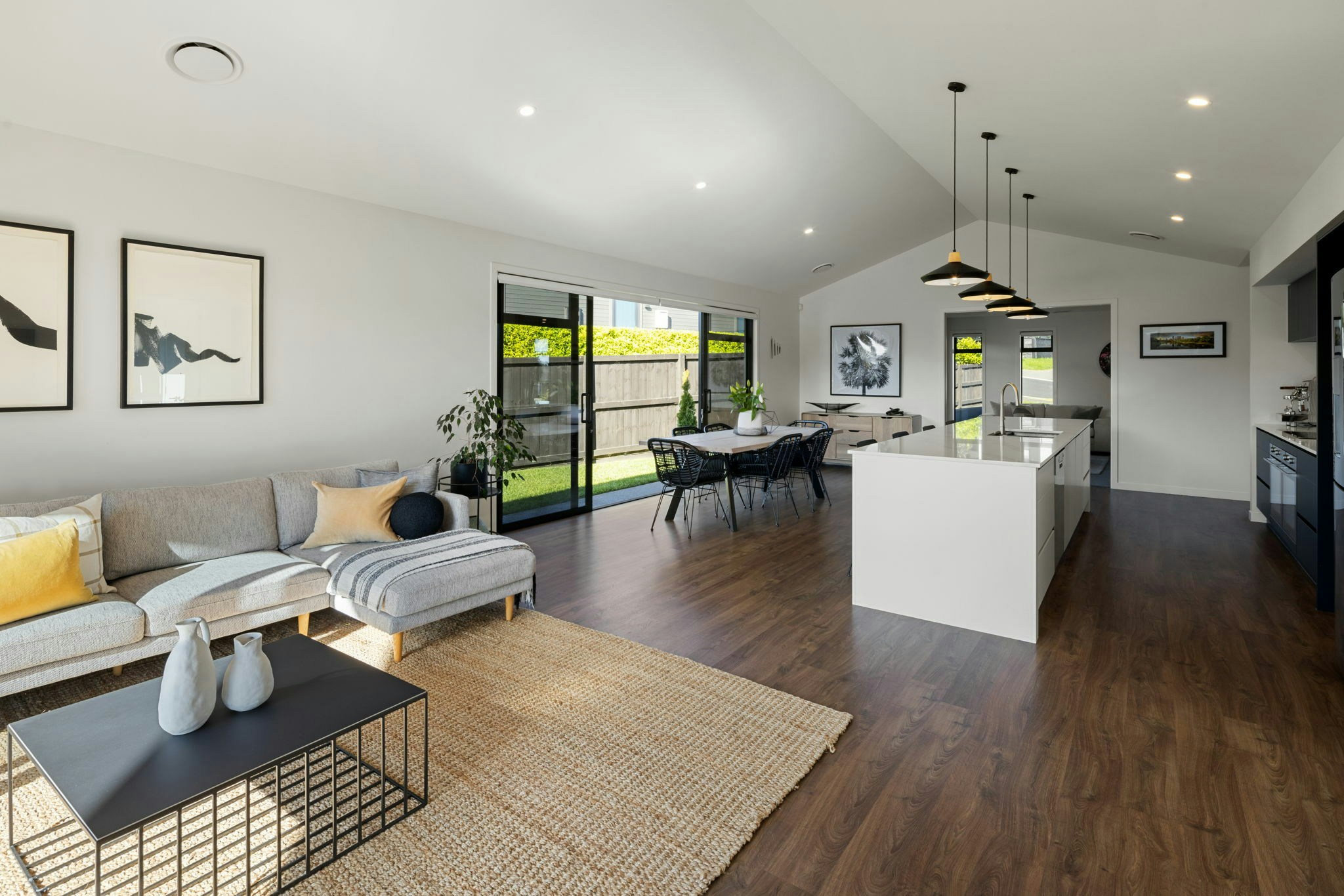 101 web or mls in House AR5 6164