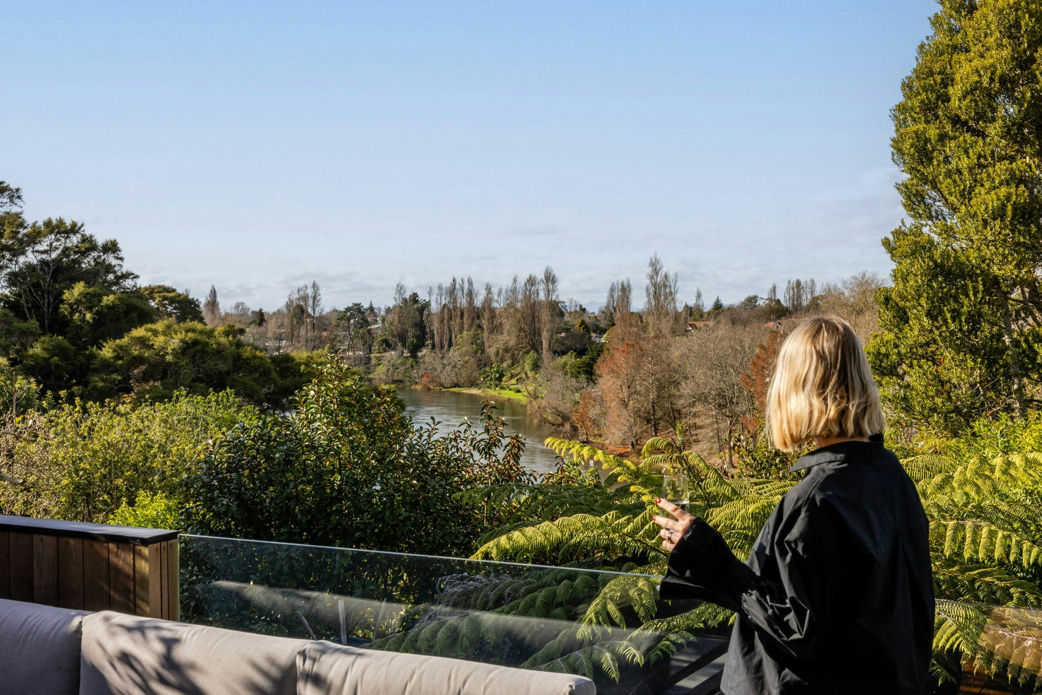 108 web or mls in House Aaron Radford AR5 6461