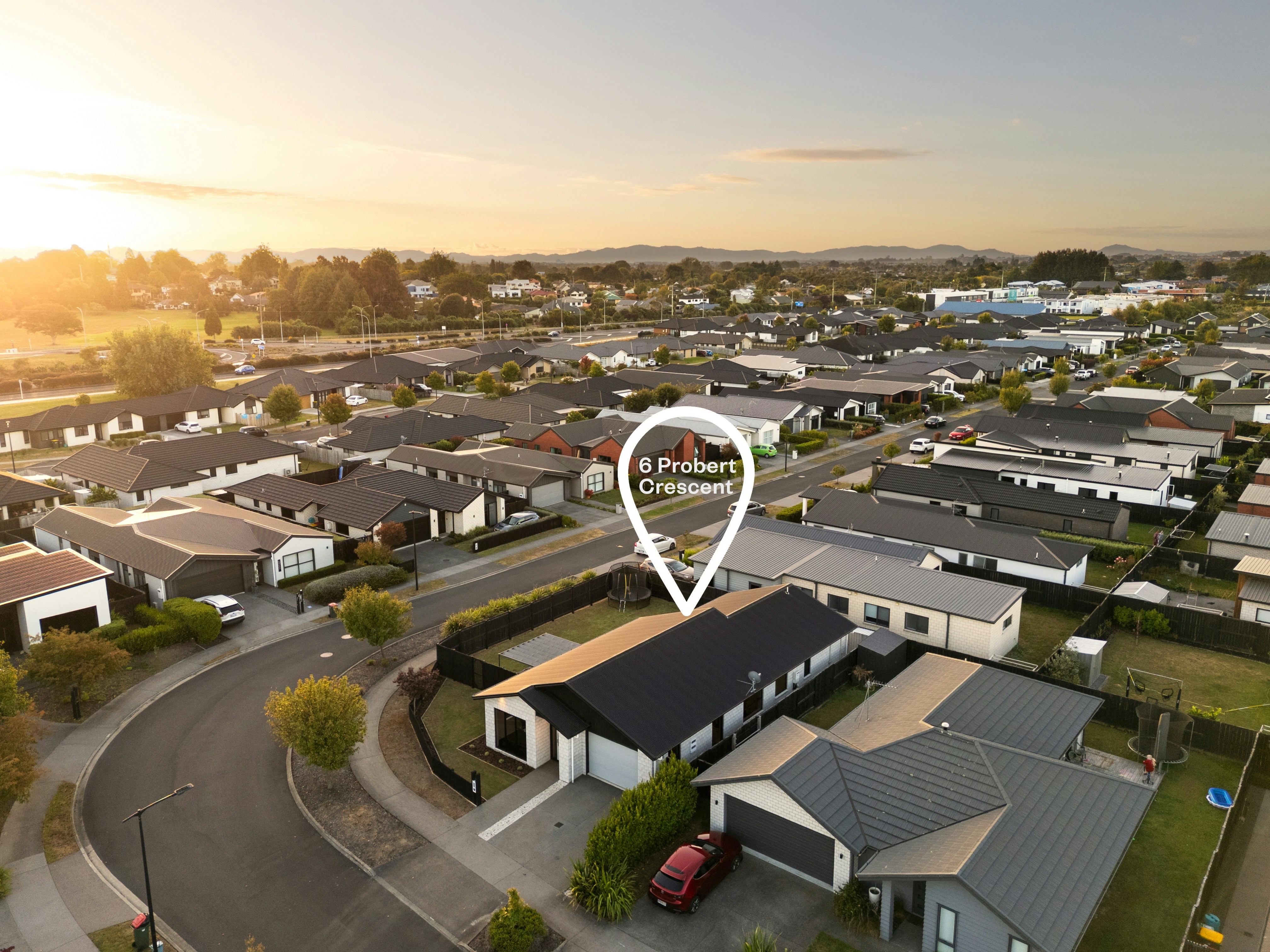 11 EDIT print 6 Probert Cres 10