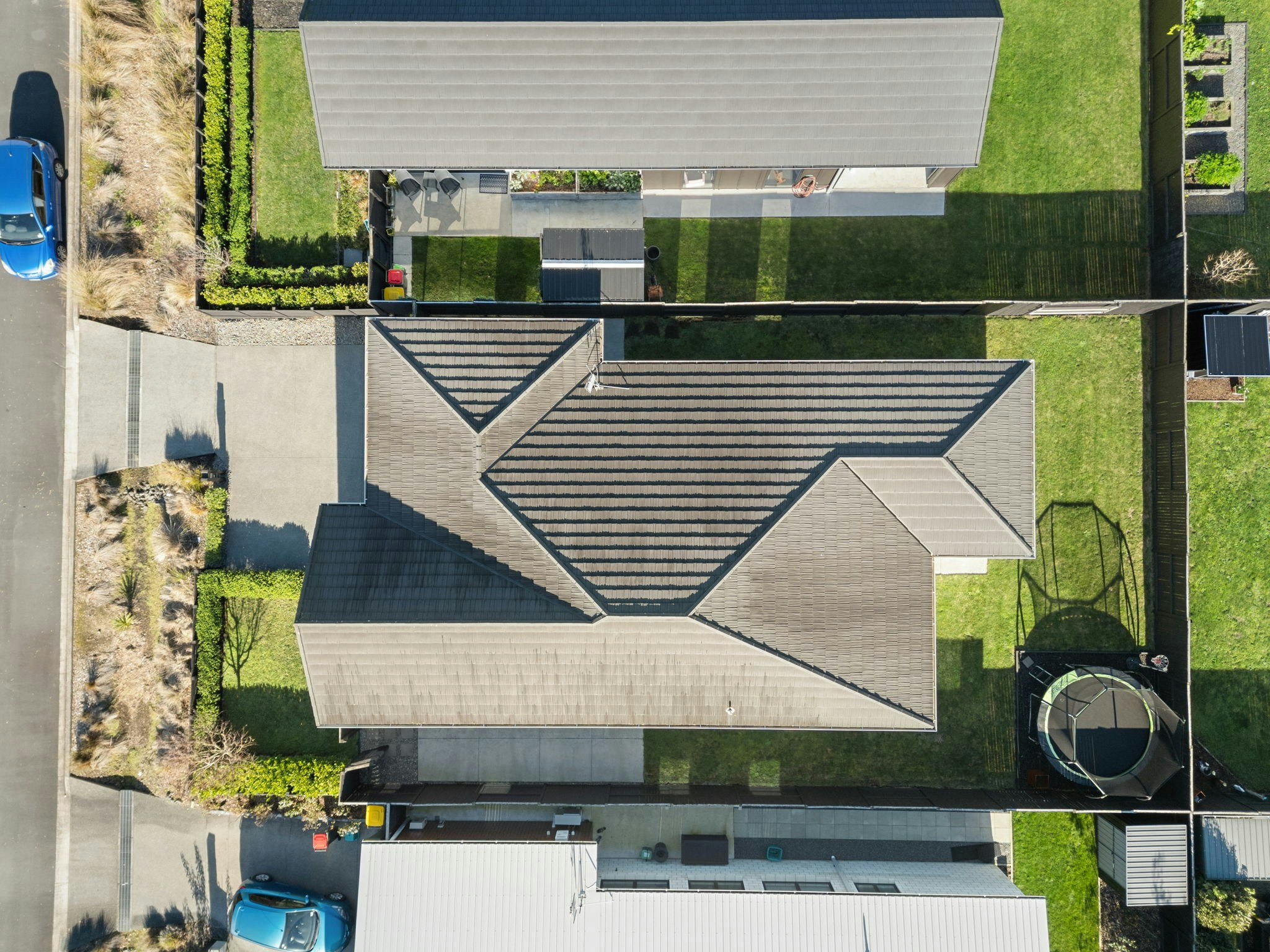 11 web or mls in House DJI 0844