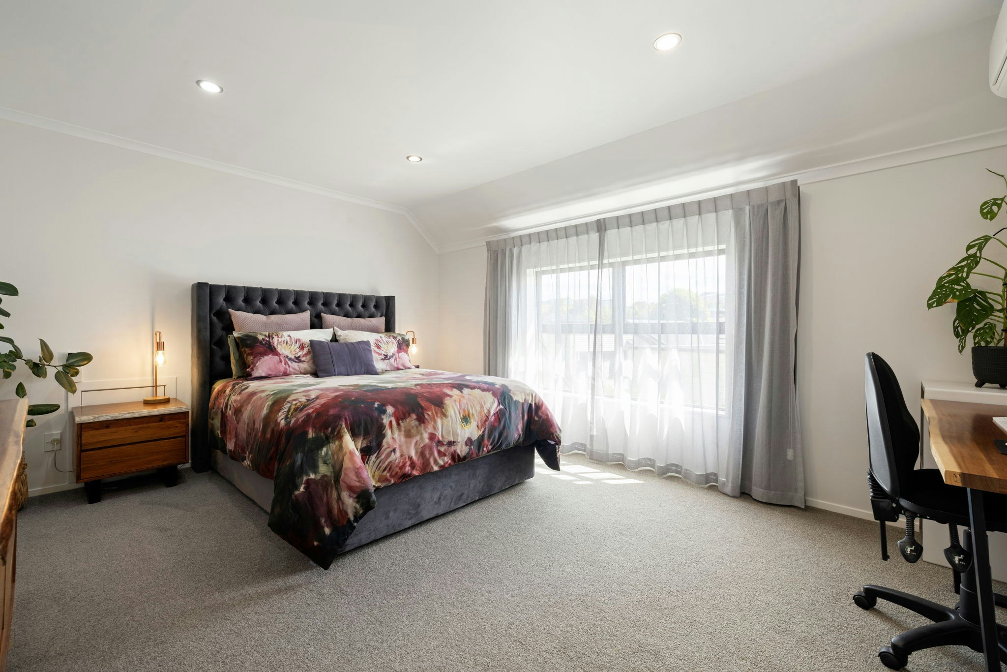 11 web or mls in House SR5 2326