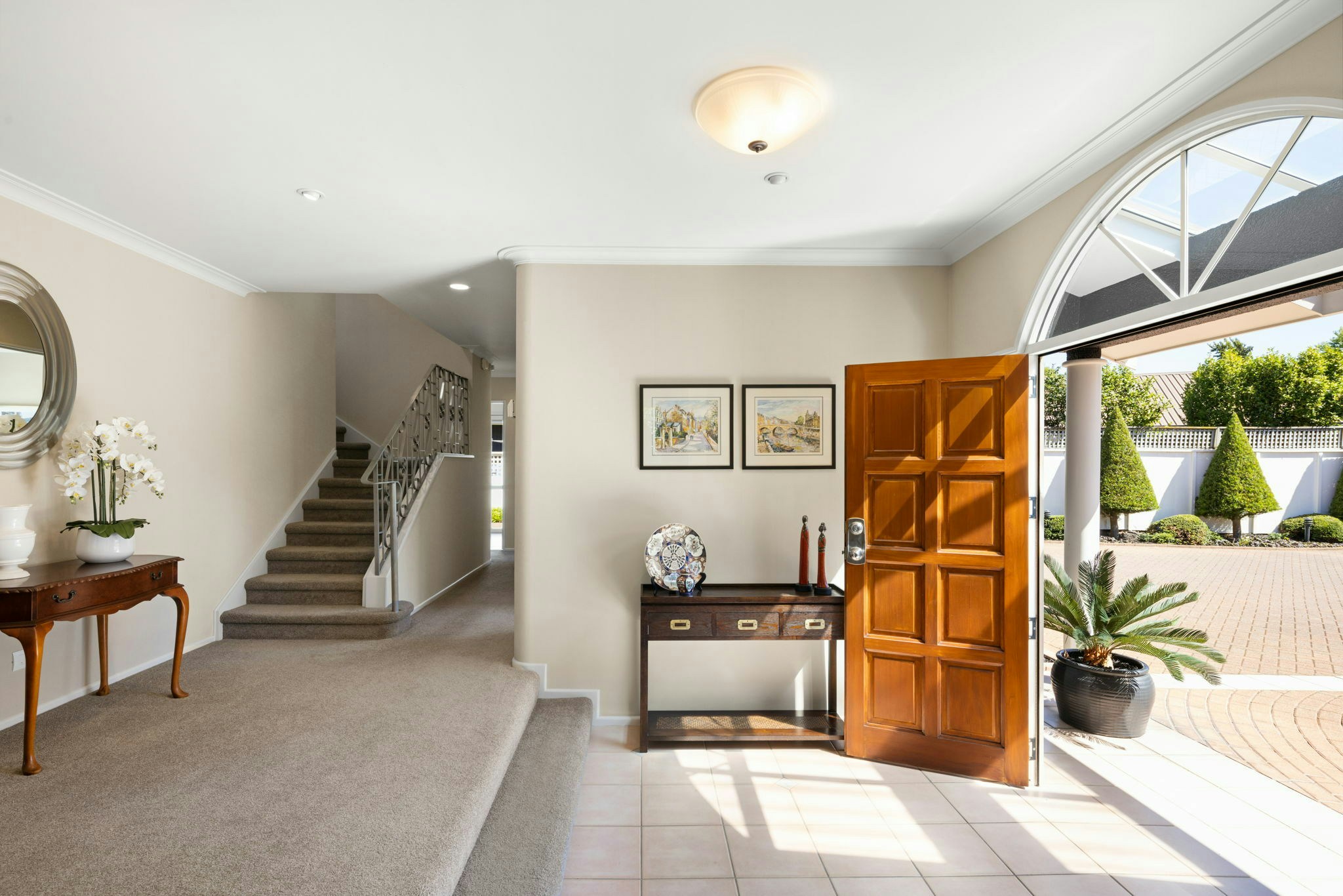 111 web or mls in House AR5 2380