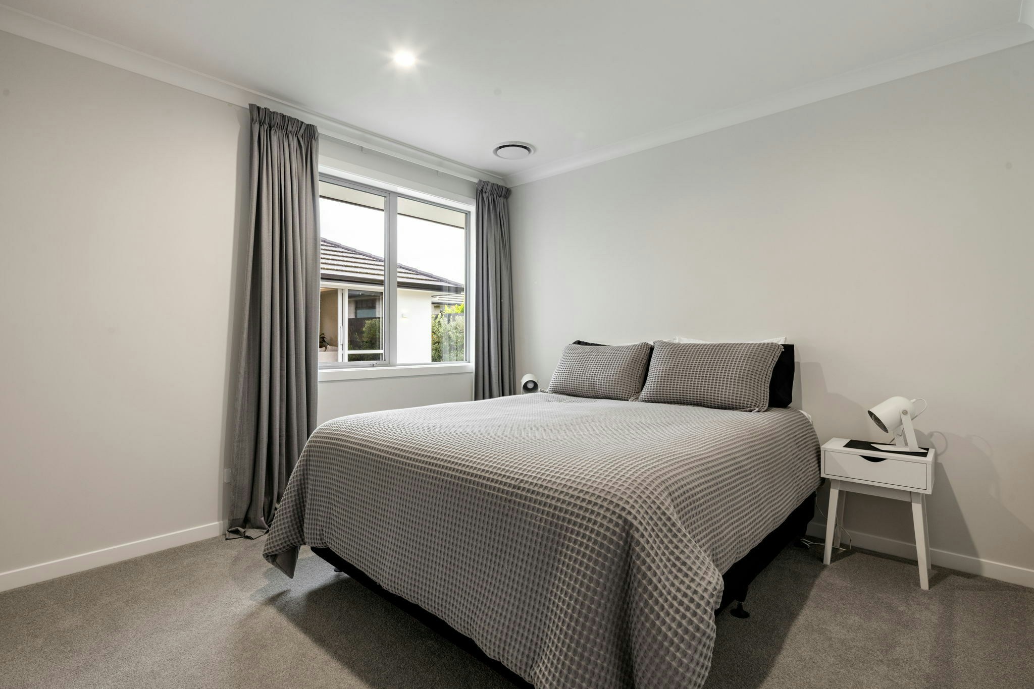 114 web or mls in House AR5 7872