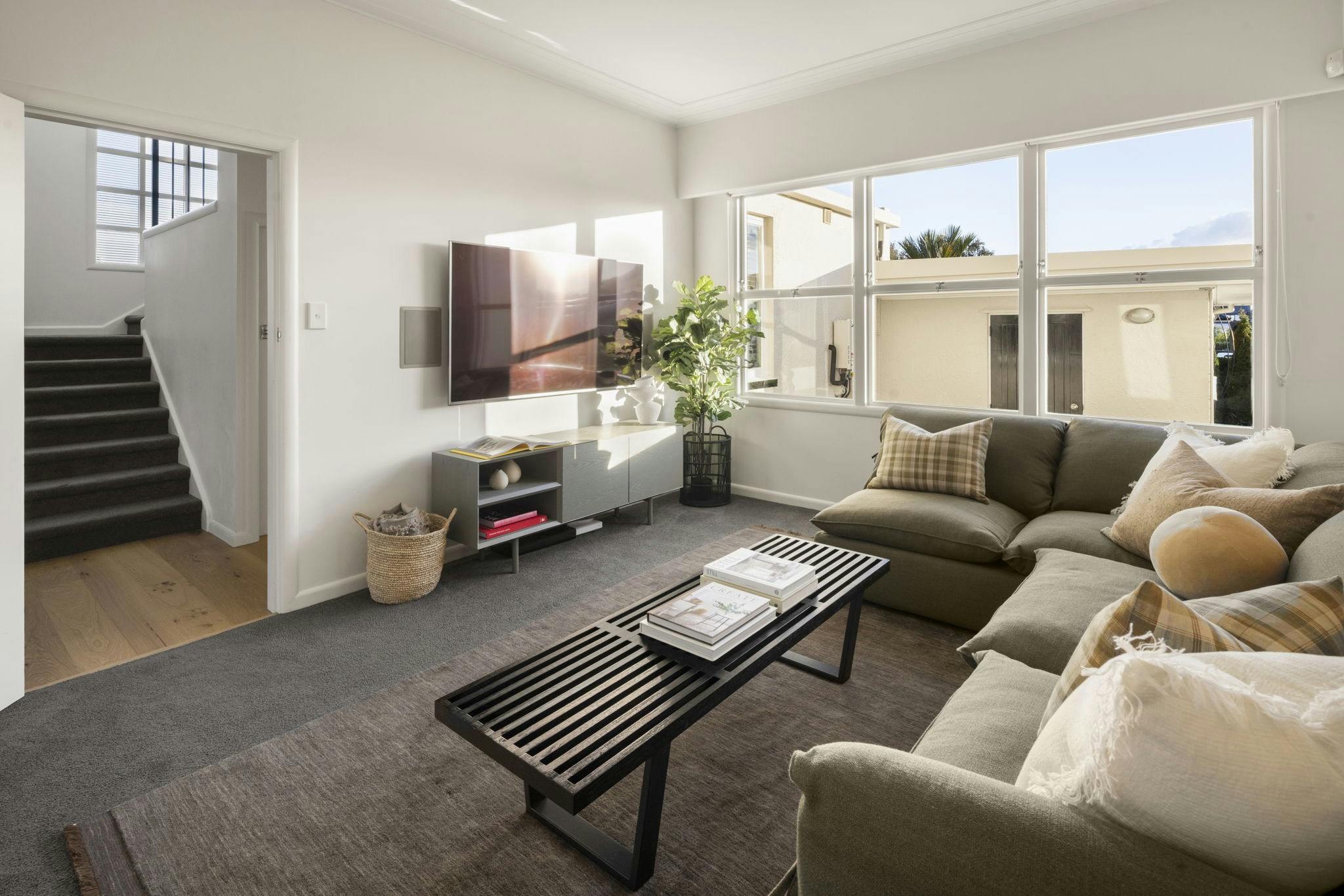 115 web or mls in House AR5 6214 2