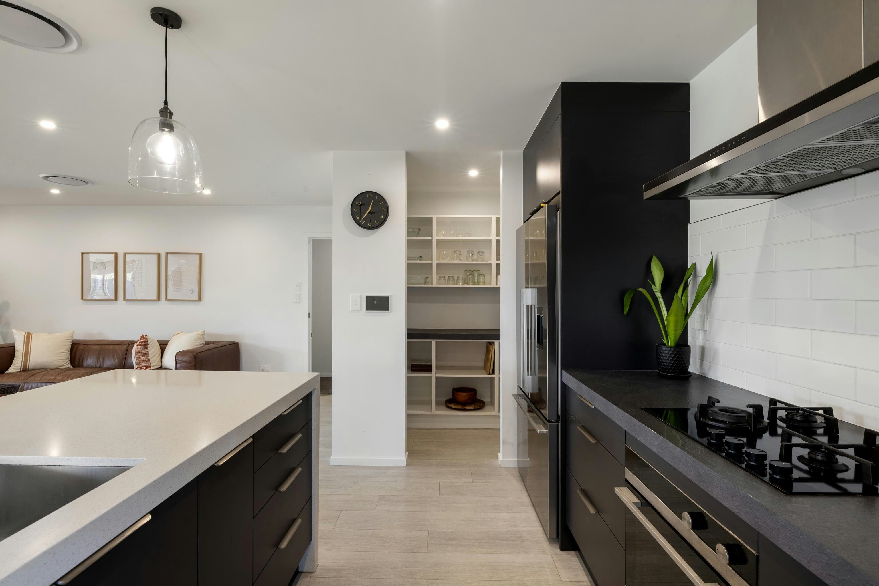 12 print in House SR5 2734