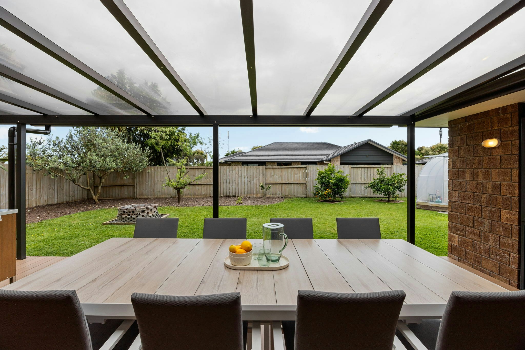 12 web or mls in House AR0 3875