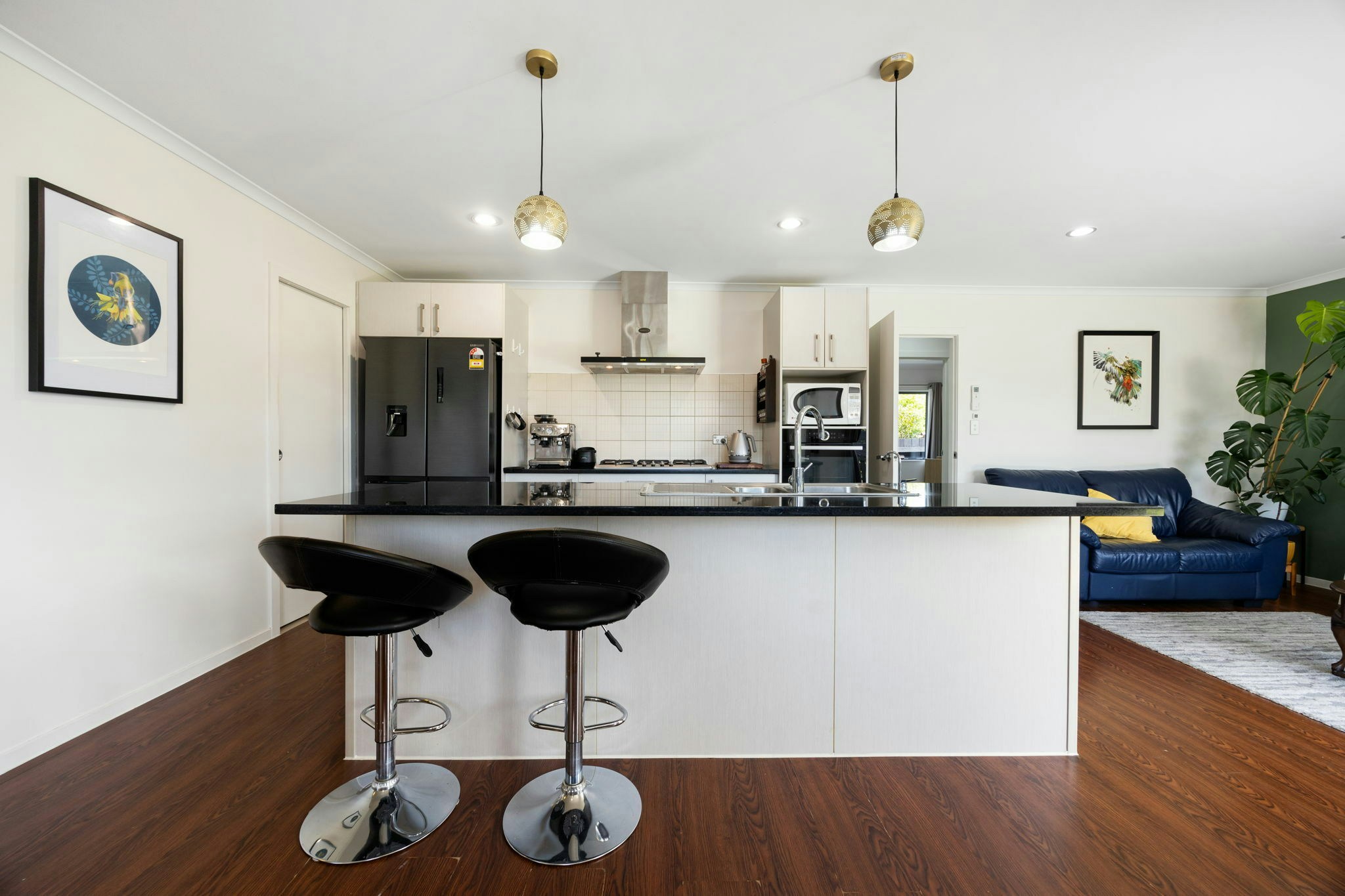 12 web or mls in House AR0 6274