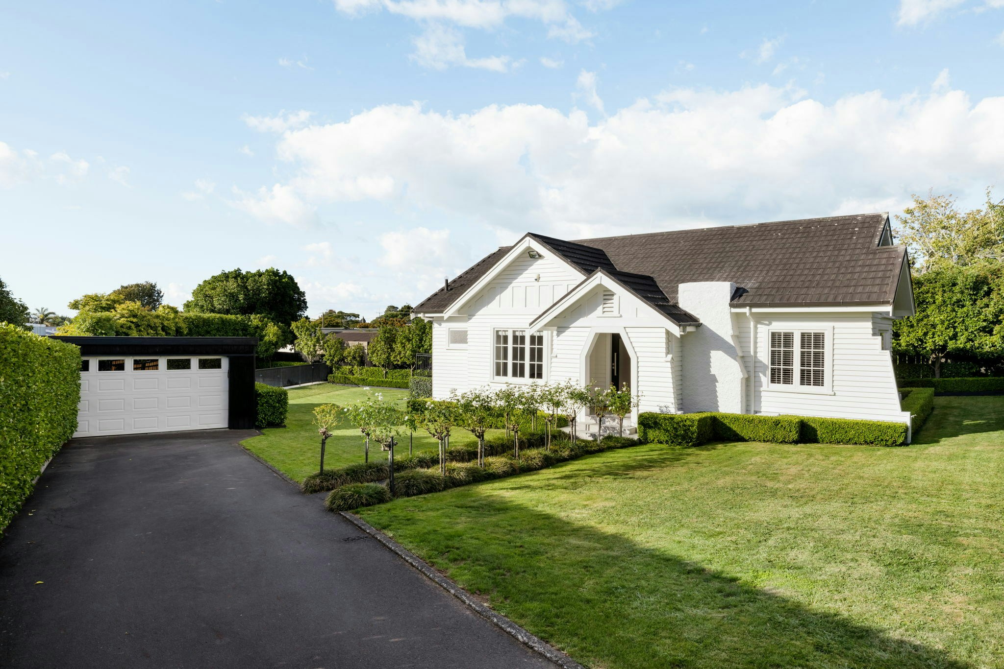 12 web or mls in House SR5 5123