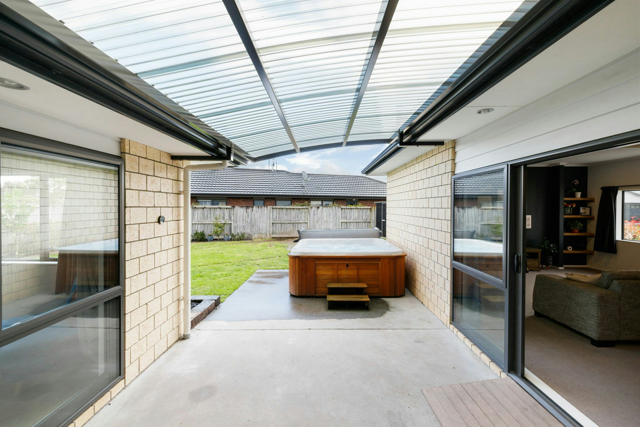 12 web or mls in House SR5 6674