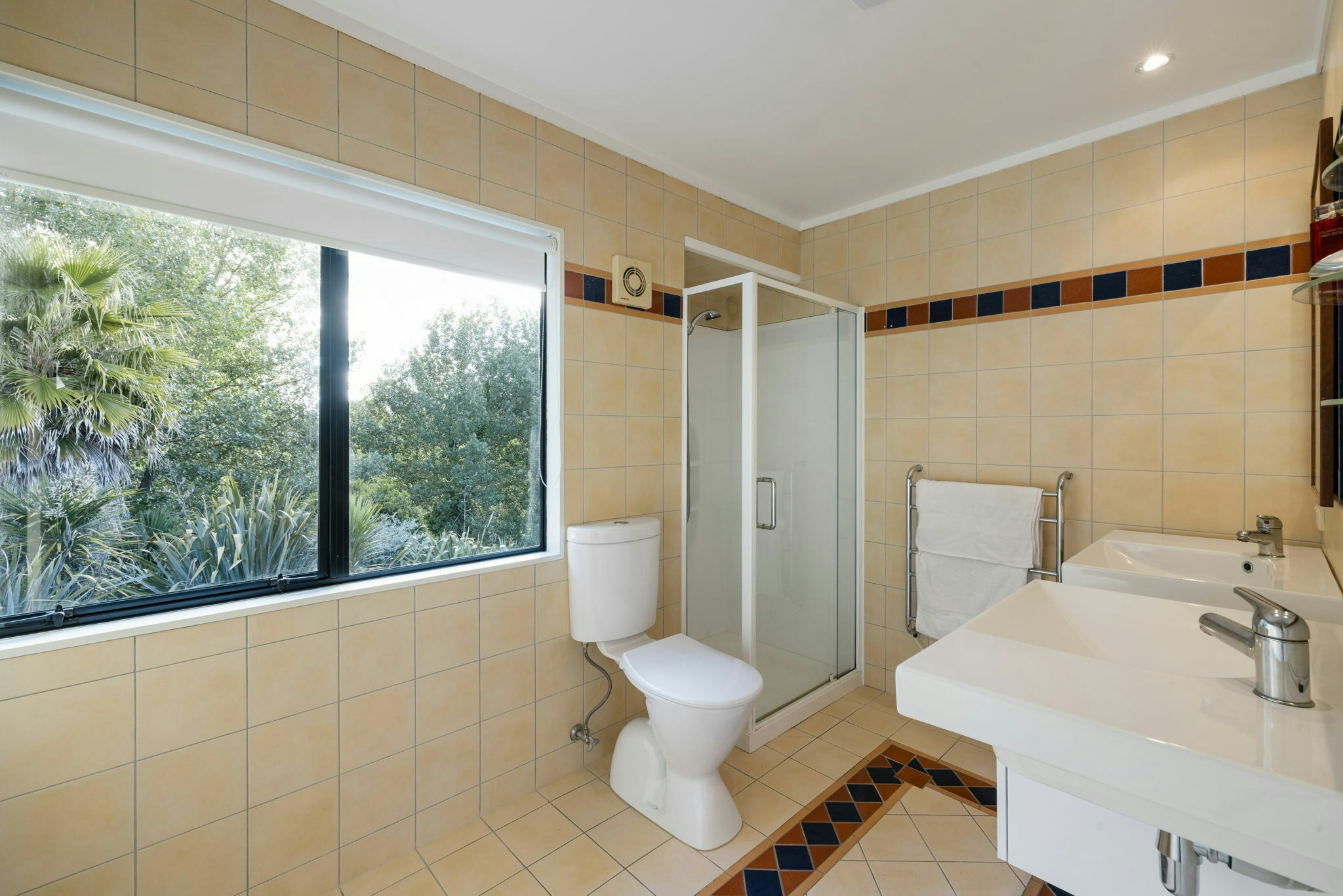 12 web or mls in House SR5 8210