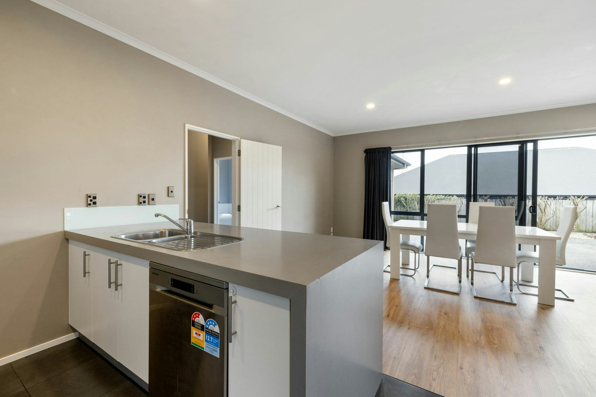 12 web or mls in House SR5 9428