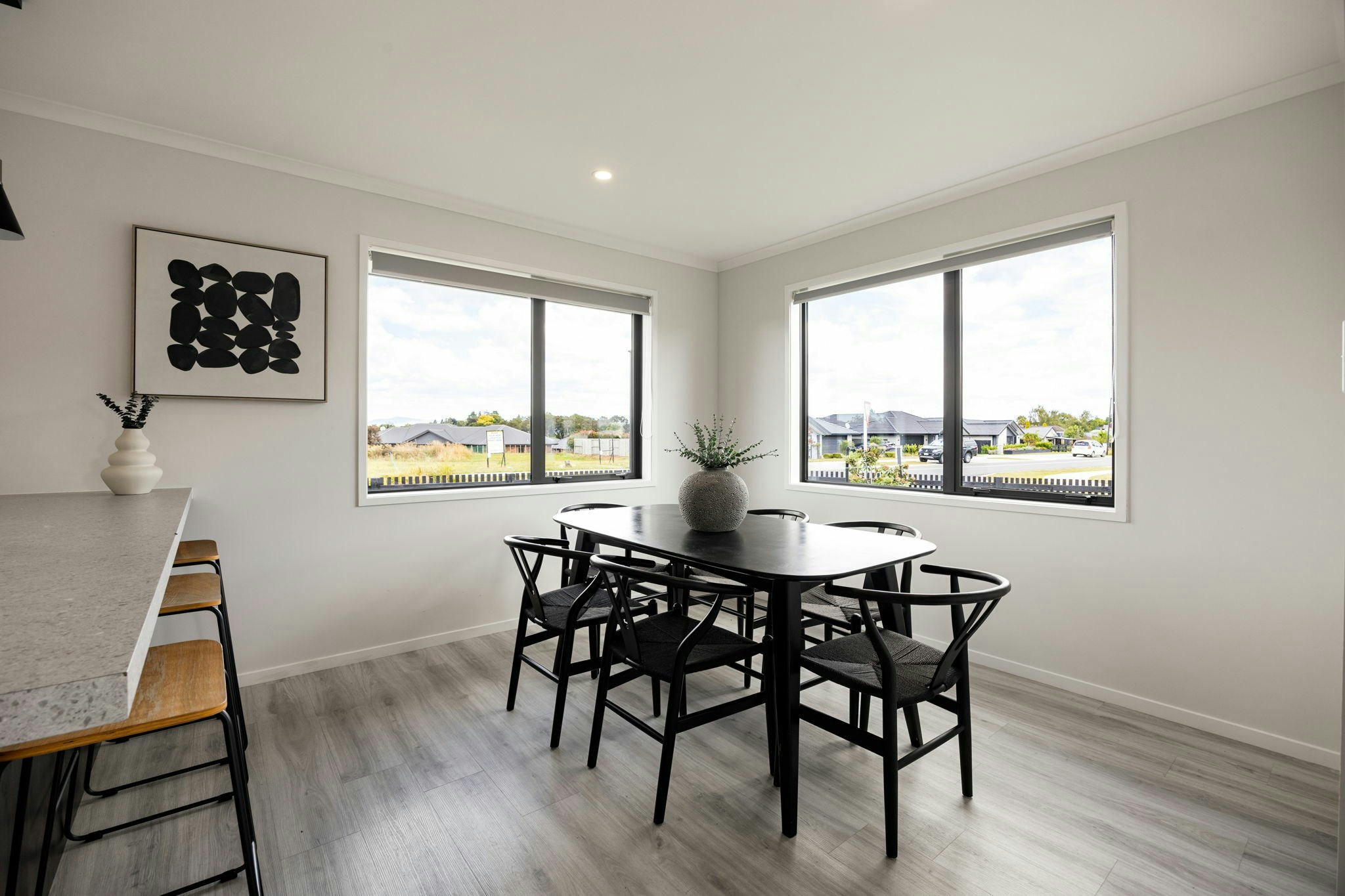 13 web or mls in House AR0 2461