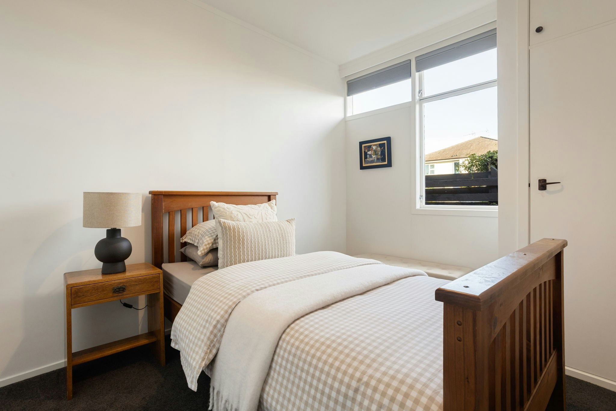 13 web or mls in House SR6 2958