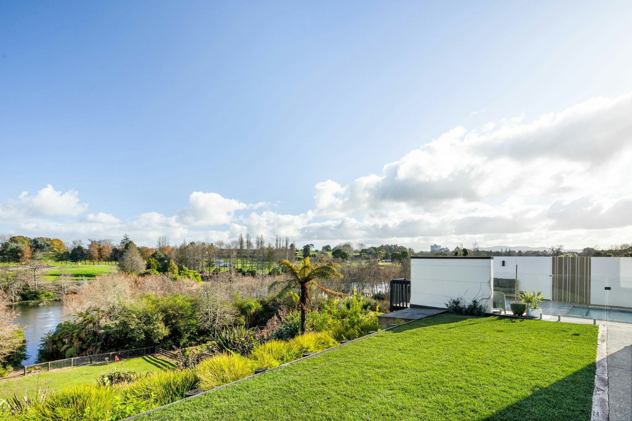 134 web or mls in House AR5 8491