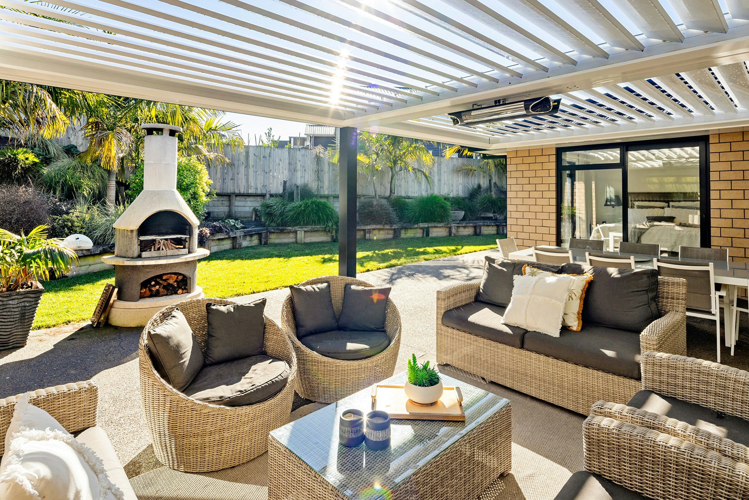 14 EDIT web or mls in House AR5 9871