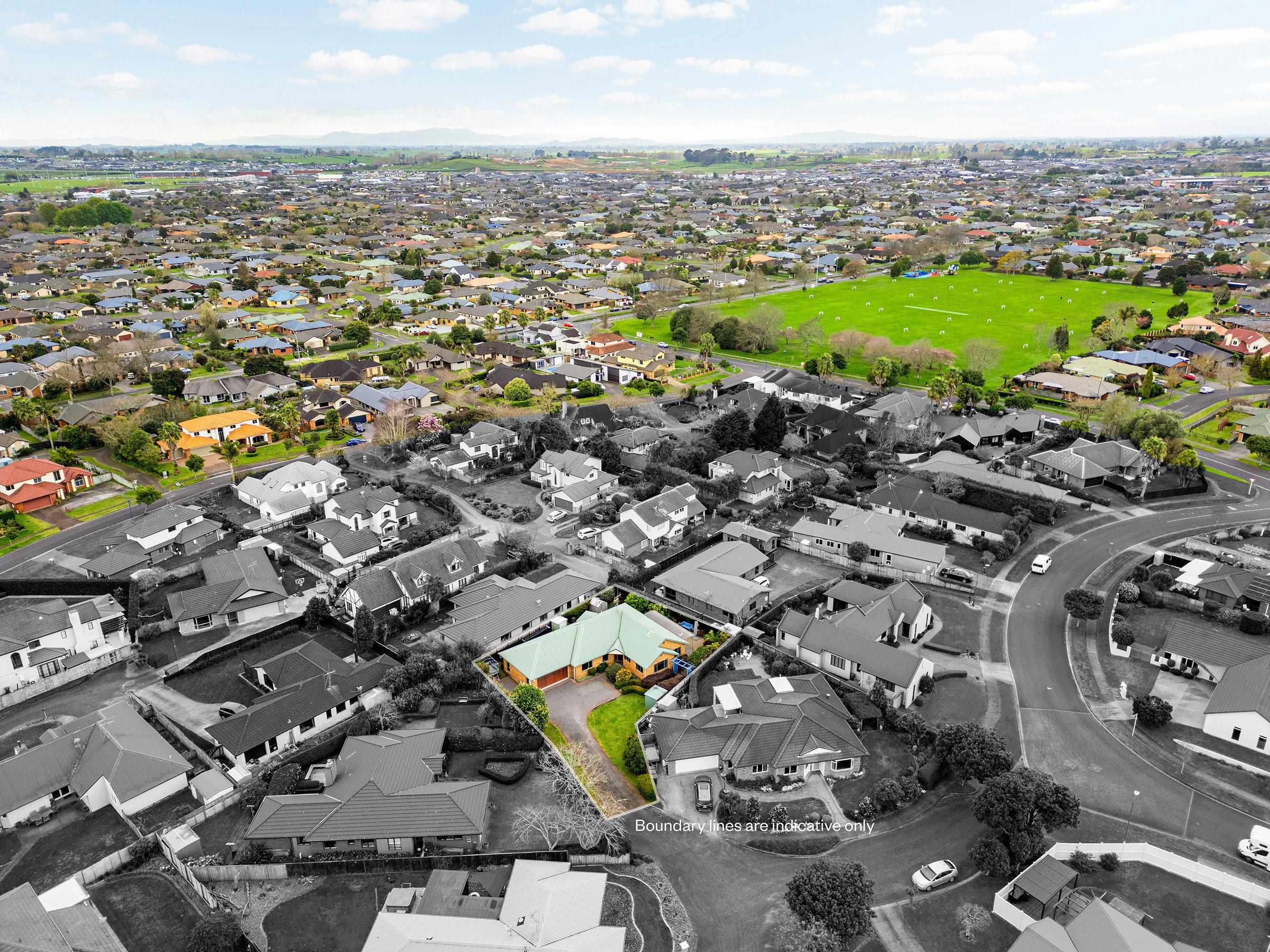 14 EDIT web or mls in House DJI 0211