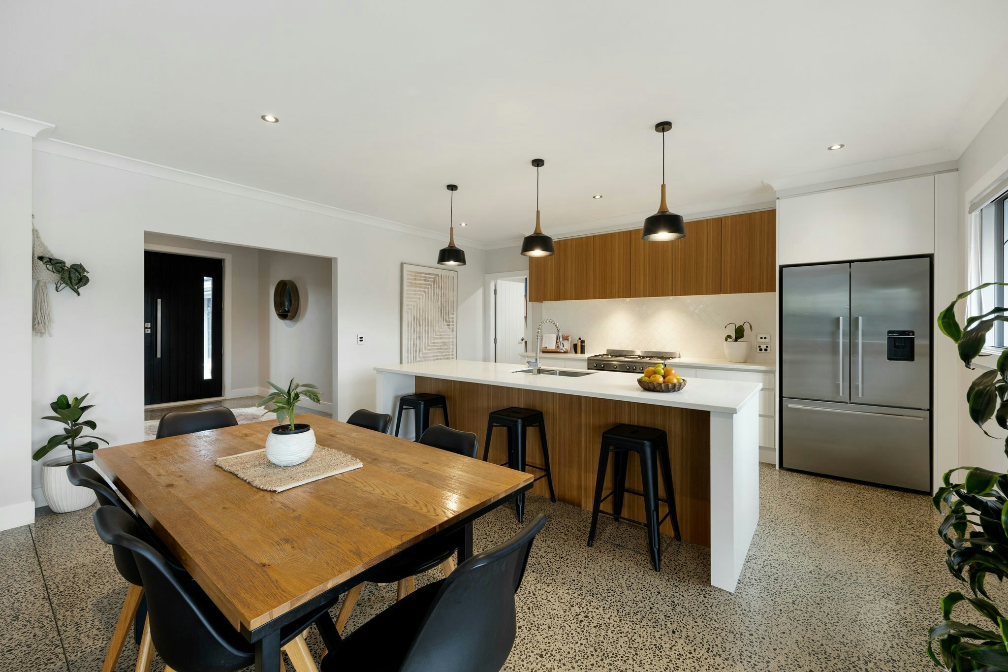 14 web or mls in House AR0 5452