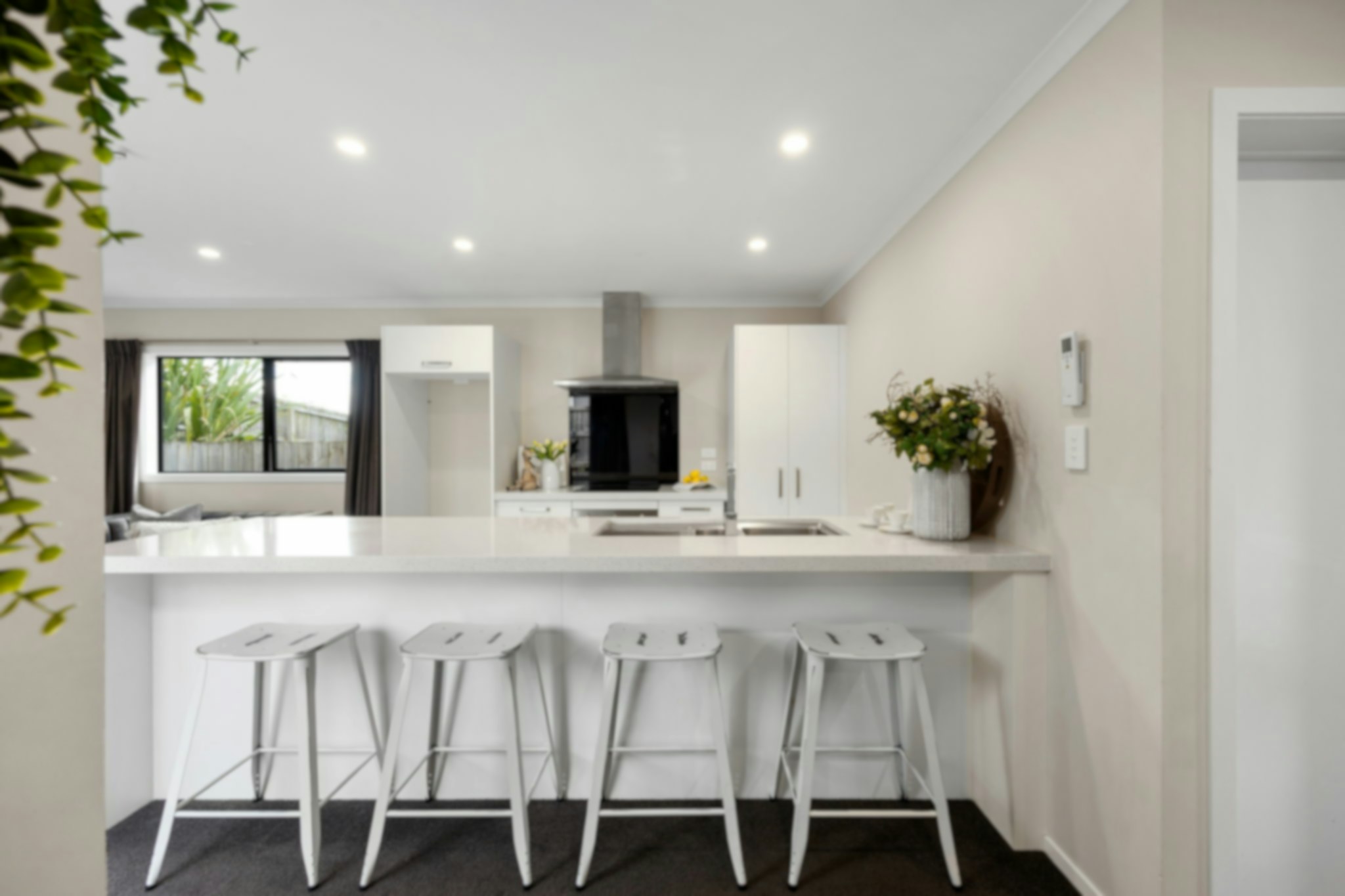 14 web or mls in House AR0 7046