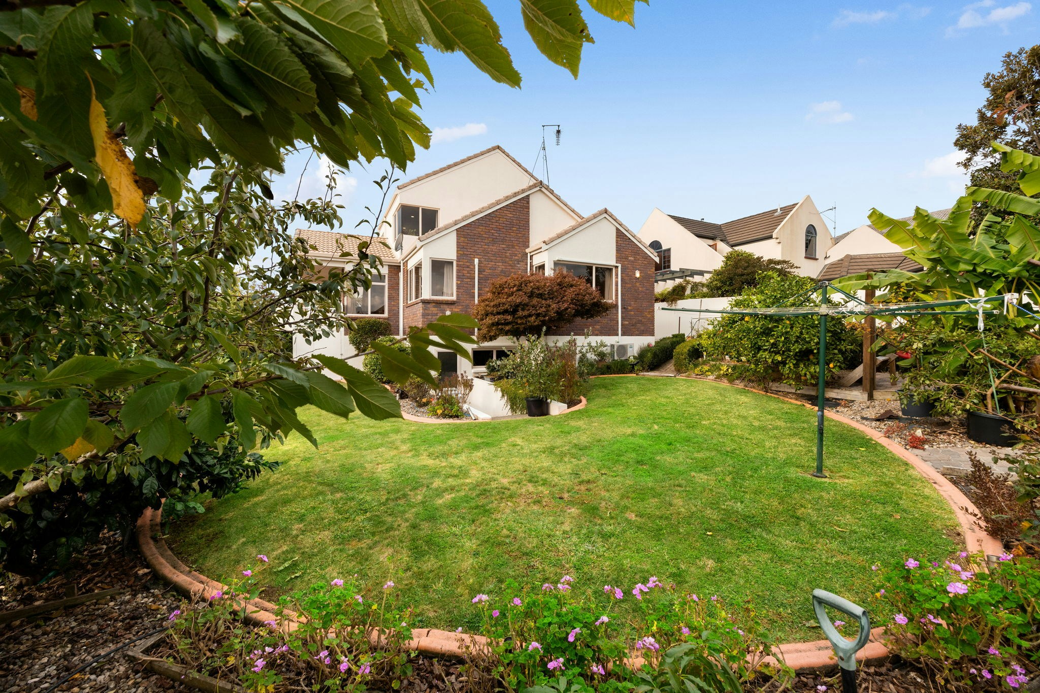 14 web or mls in House AR0 7336