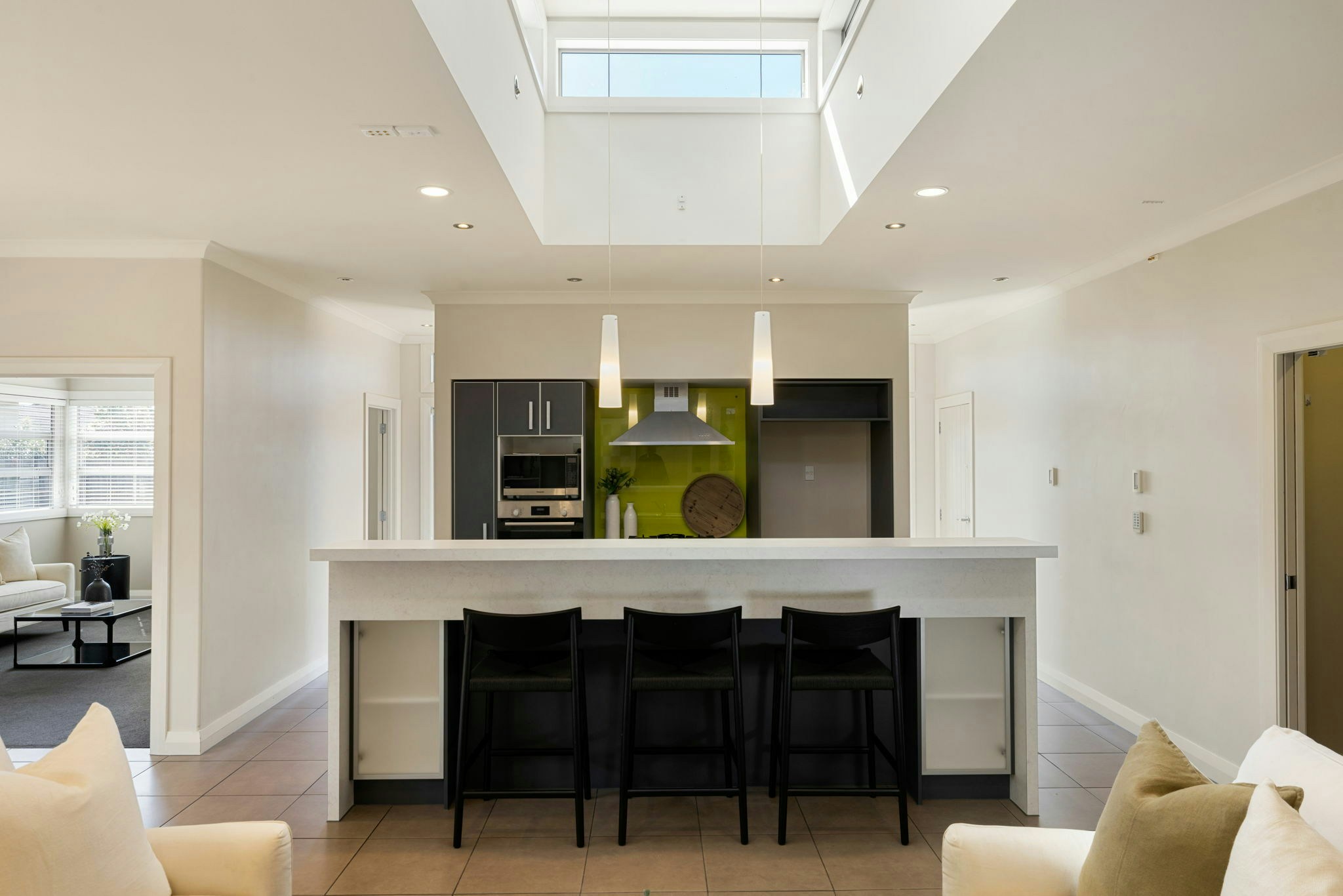 14 web or mls in House SR5 0848