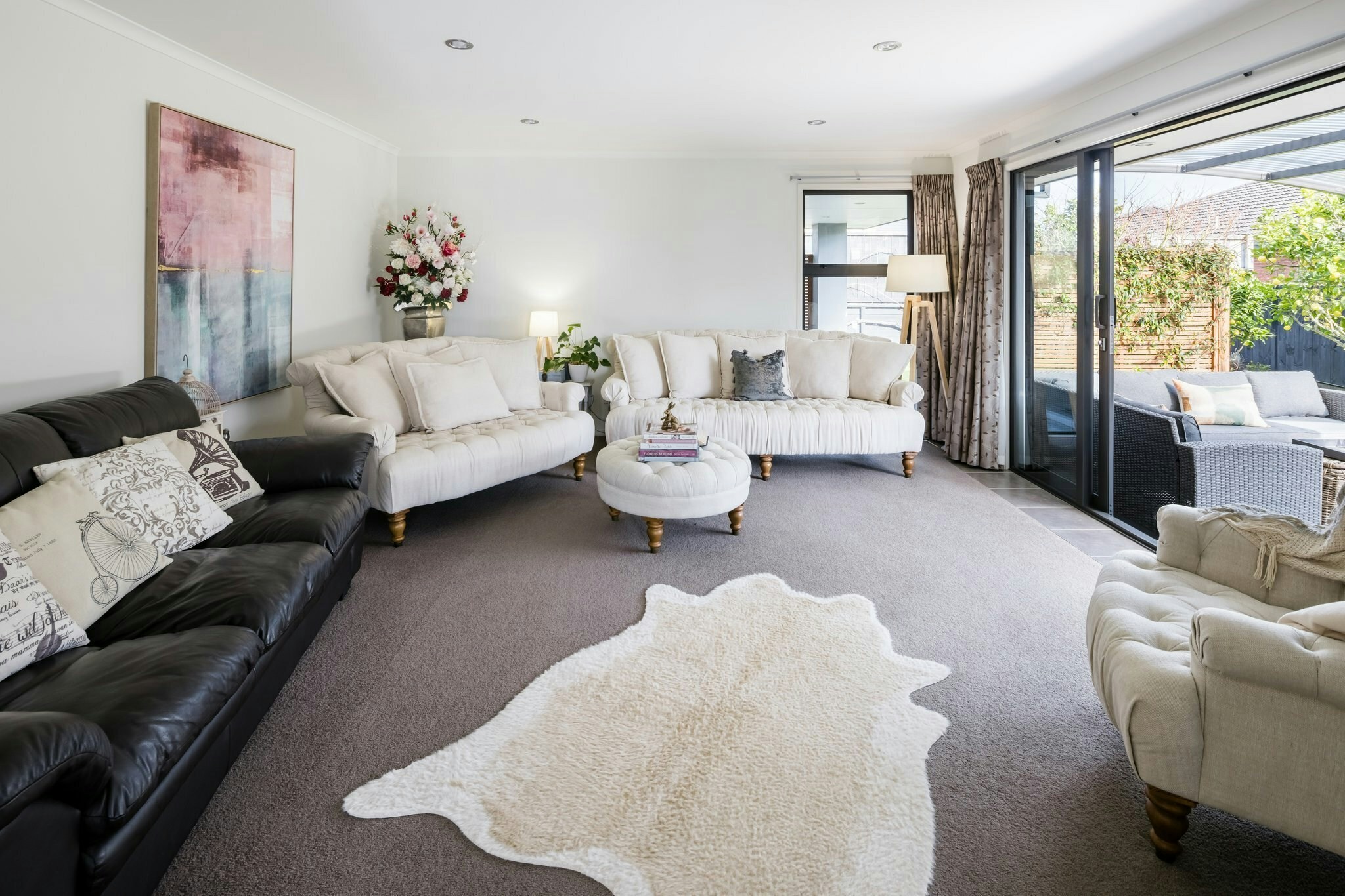 15 web or mls 14 in House AR5 0842