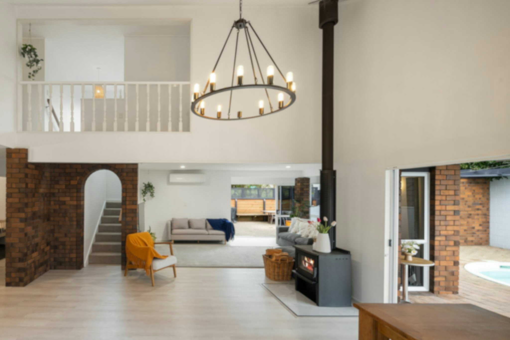 15 web or mls in House AR5 9760