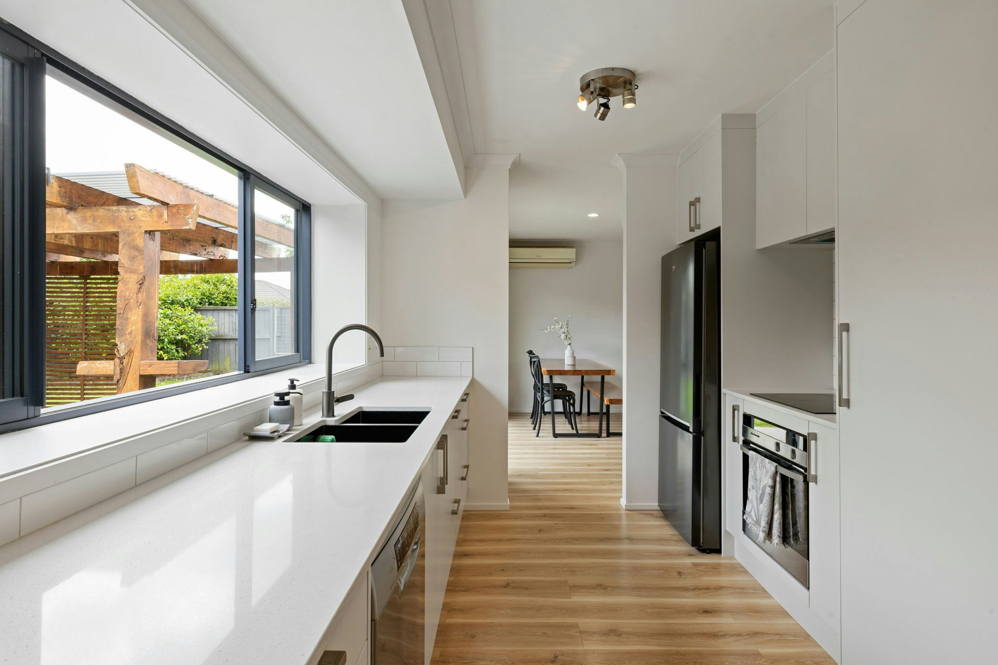 16 web or mls in House SR5 2389