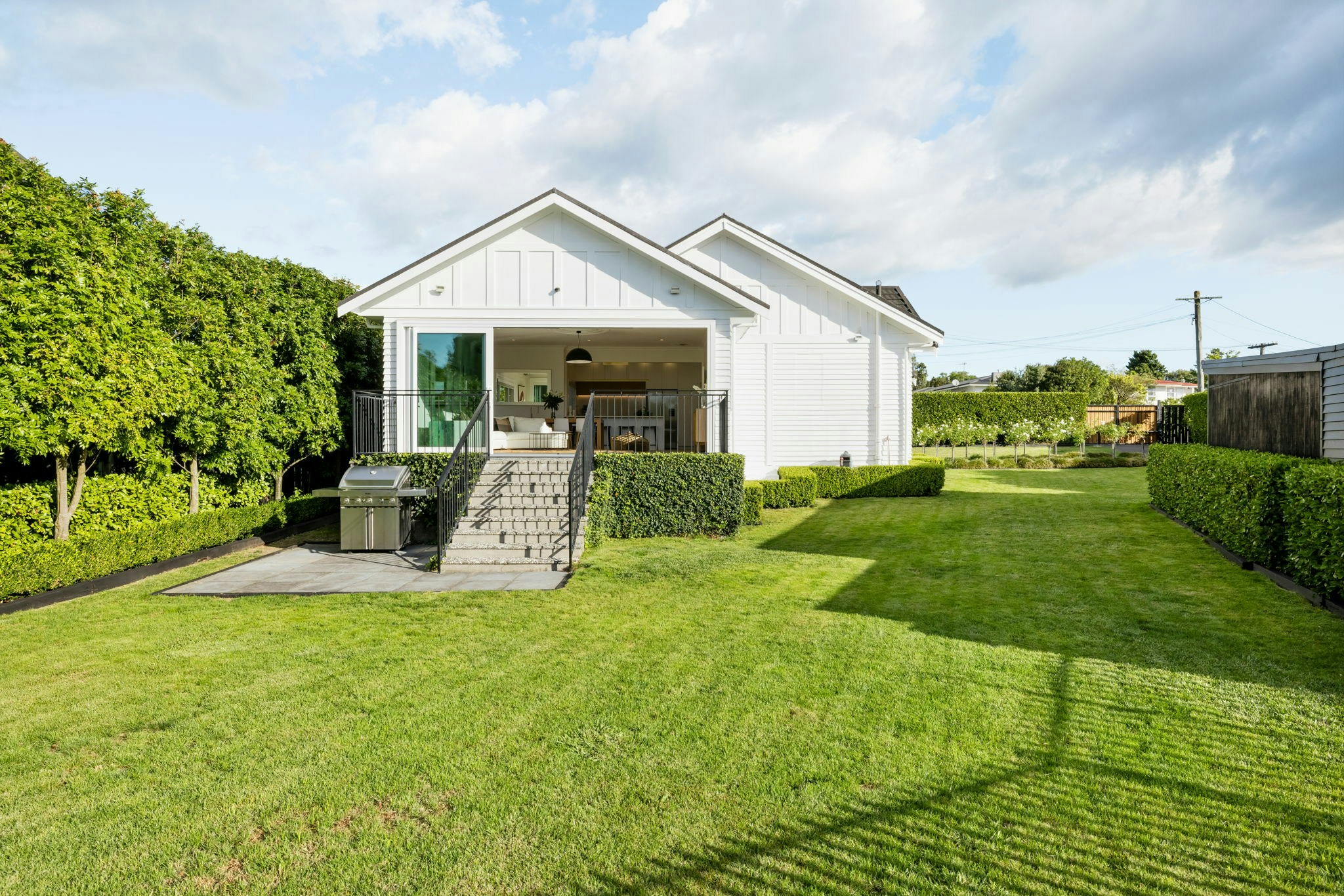 16 web or mls in House SR5 5155