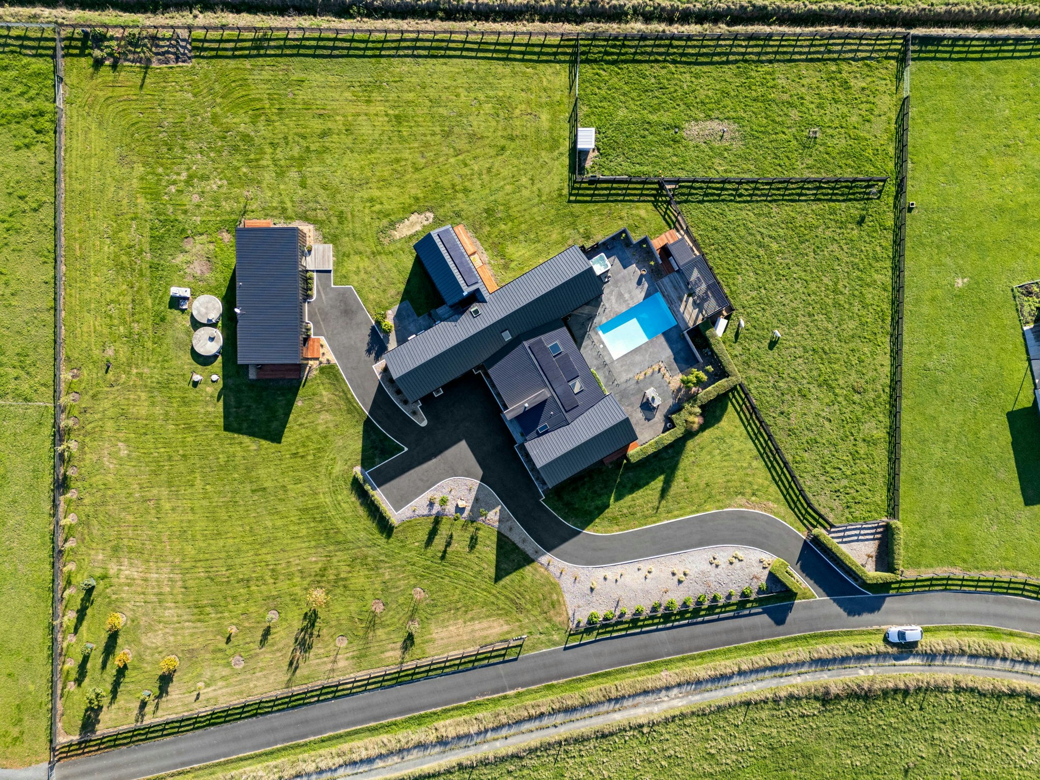 166 web or mls in House DJI 20250506152949 0391 D