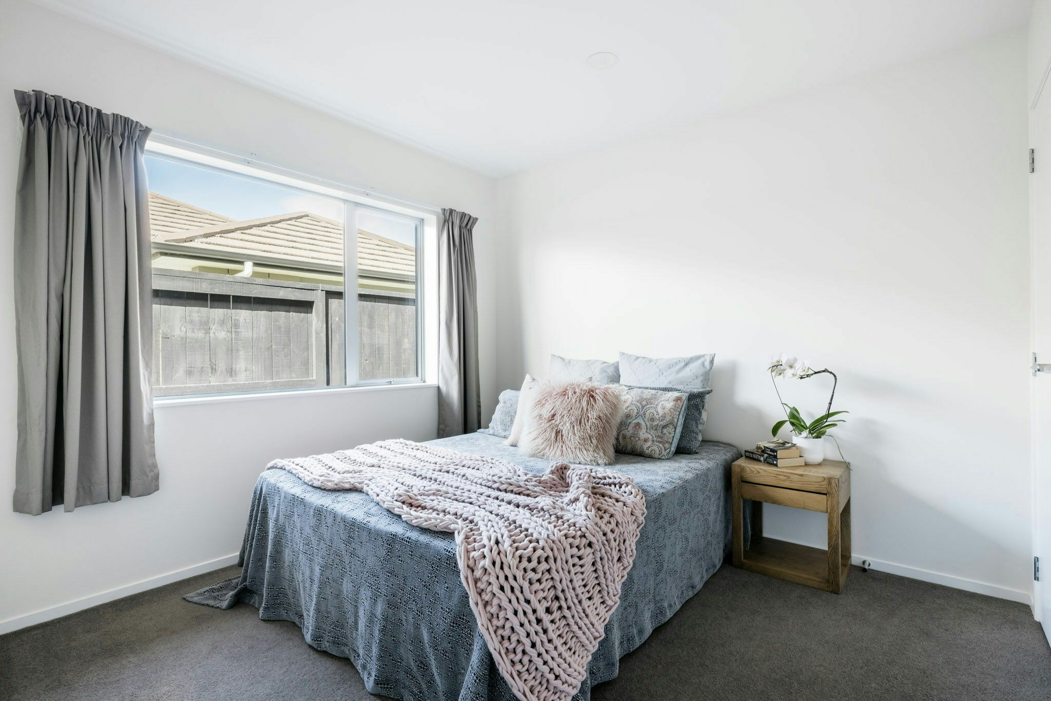 17 web or mls 12 in House SR5 9734