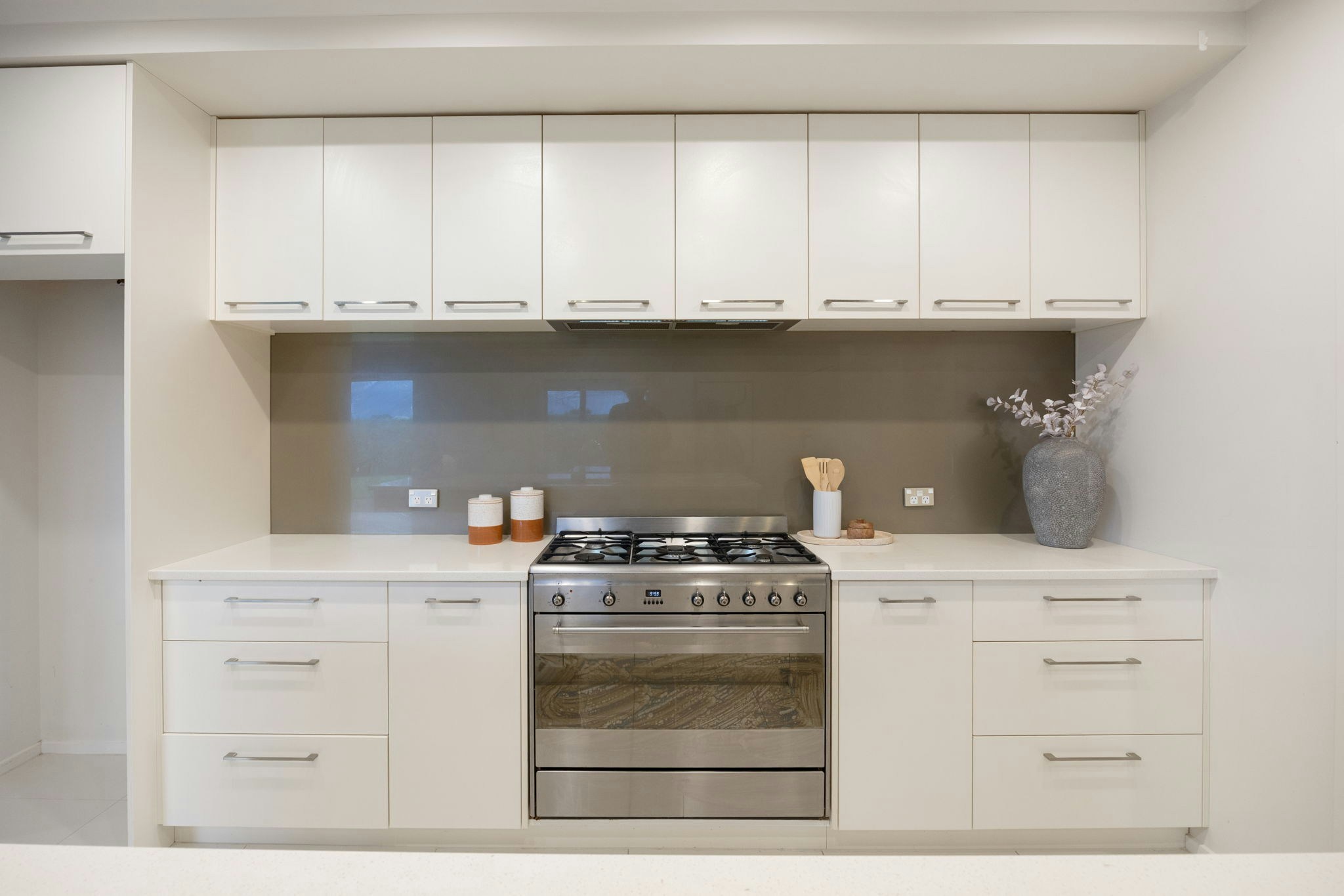 17 web or mls in House AR0 3704