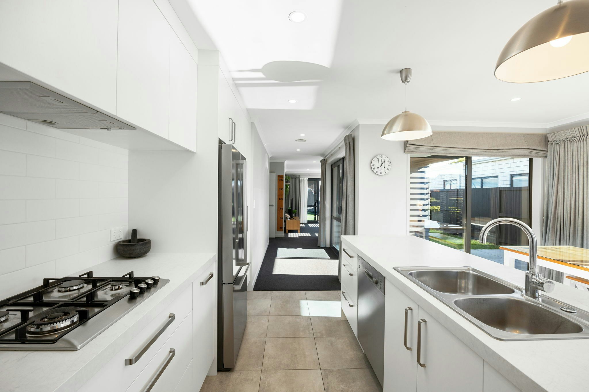 17 web or mls in House AR0 8214