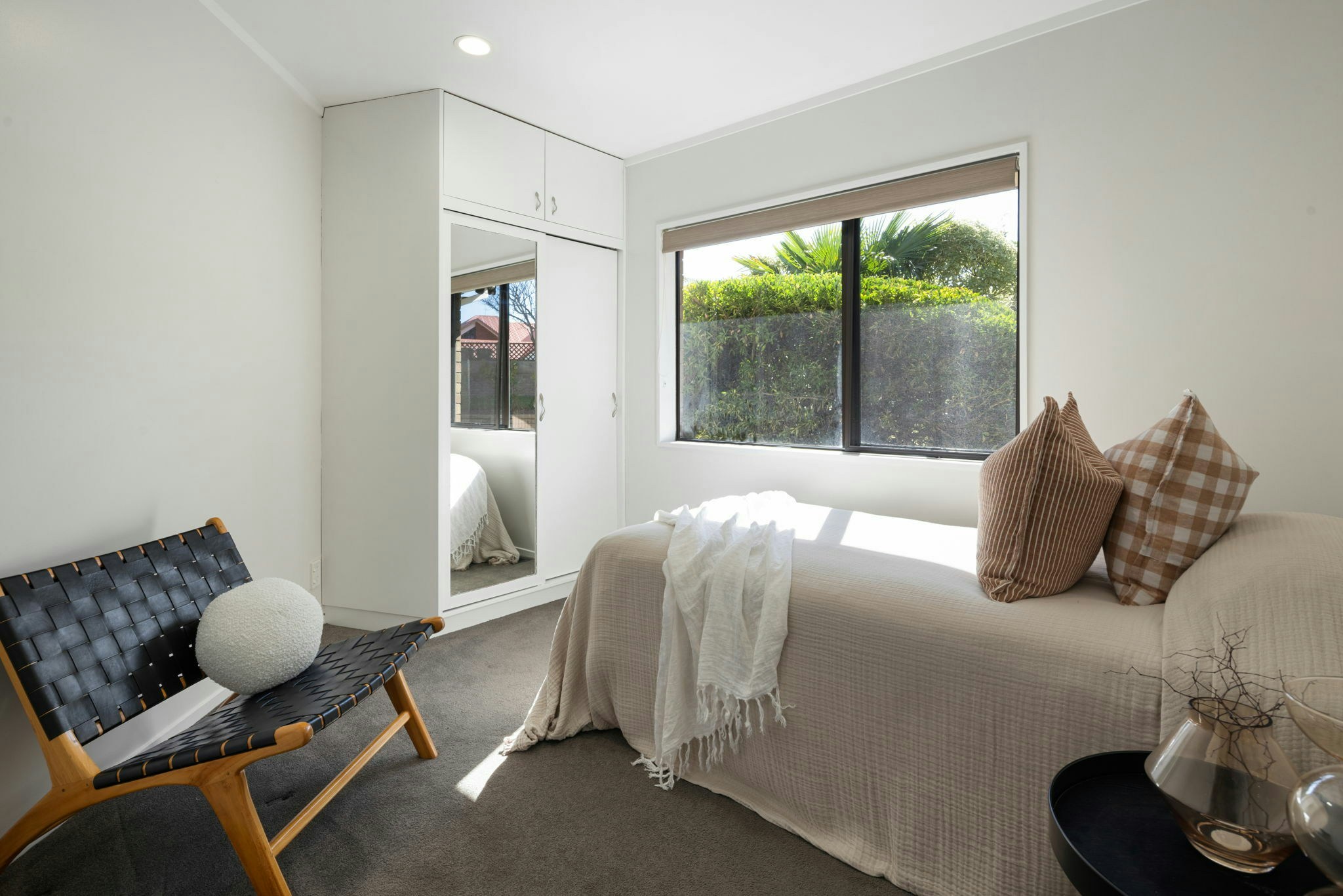 17 web or mls in House AR5 0253