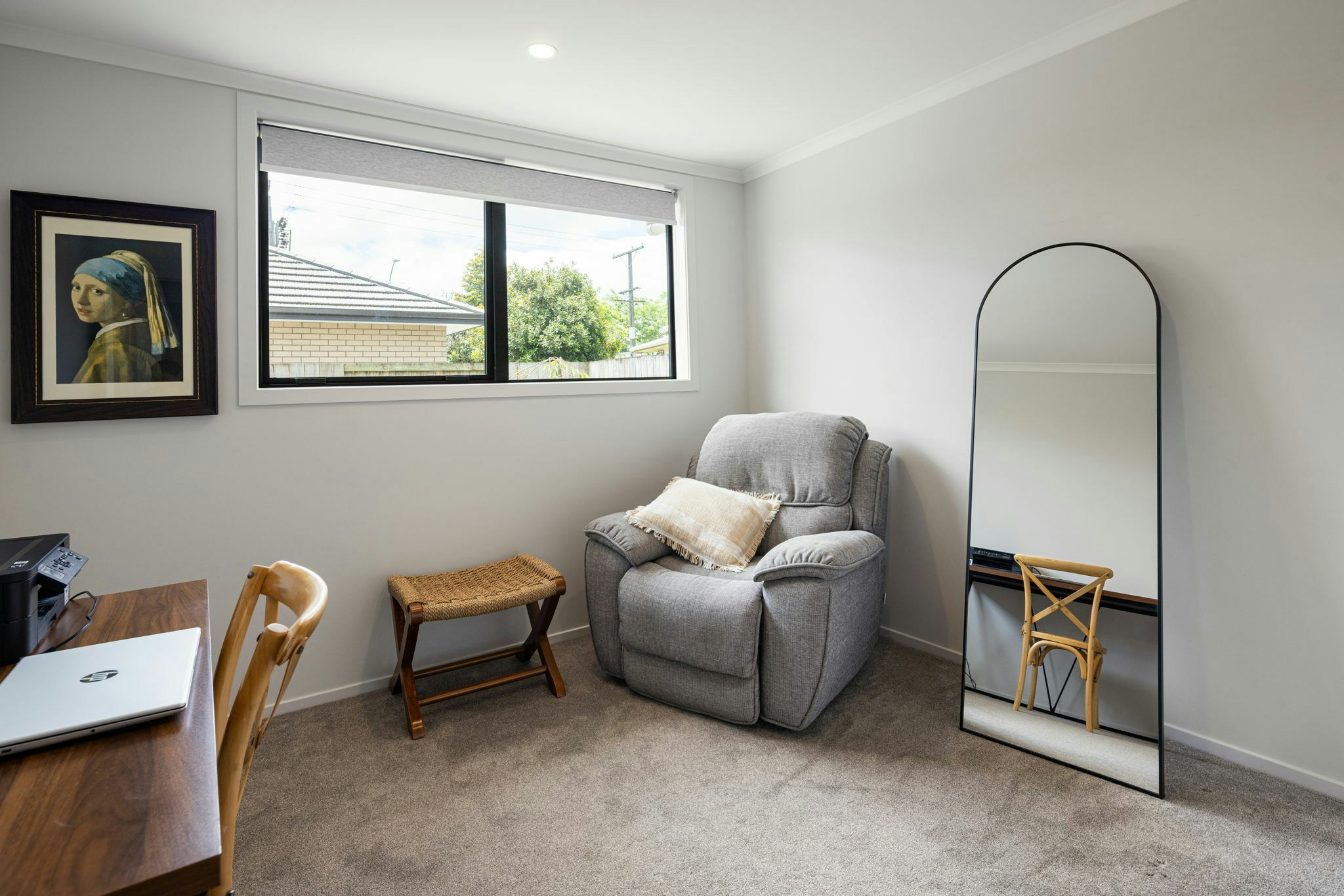 17 web or mls in House AR5 6725