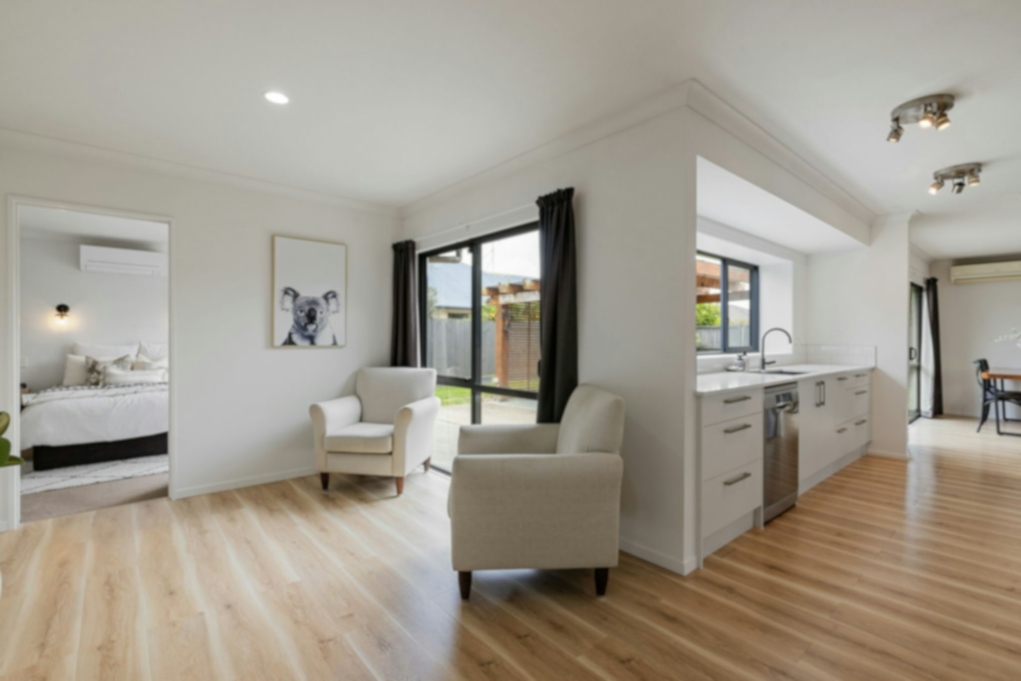 17 web or mls in House SR5 2384