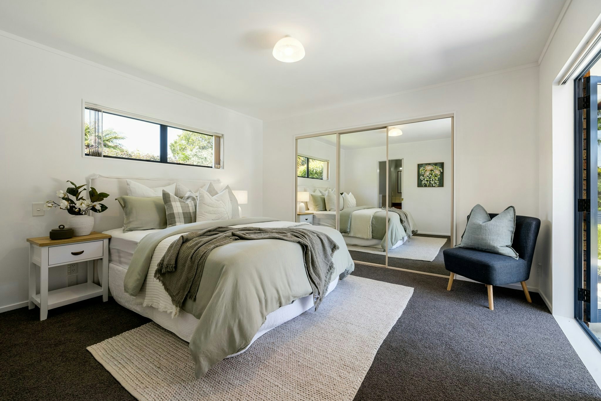 17 web or mls in House SR5 8784