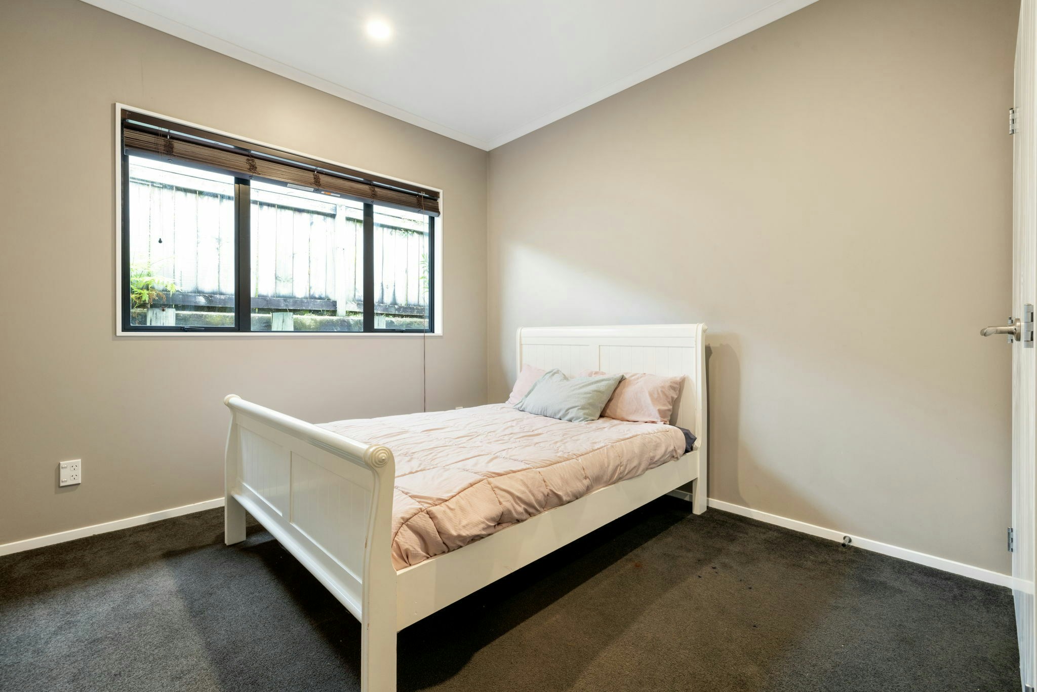 17 web or mls in House SR5 9393