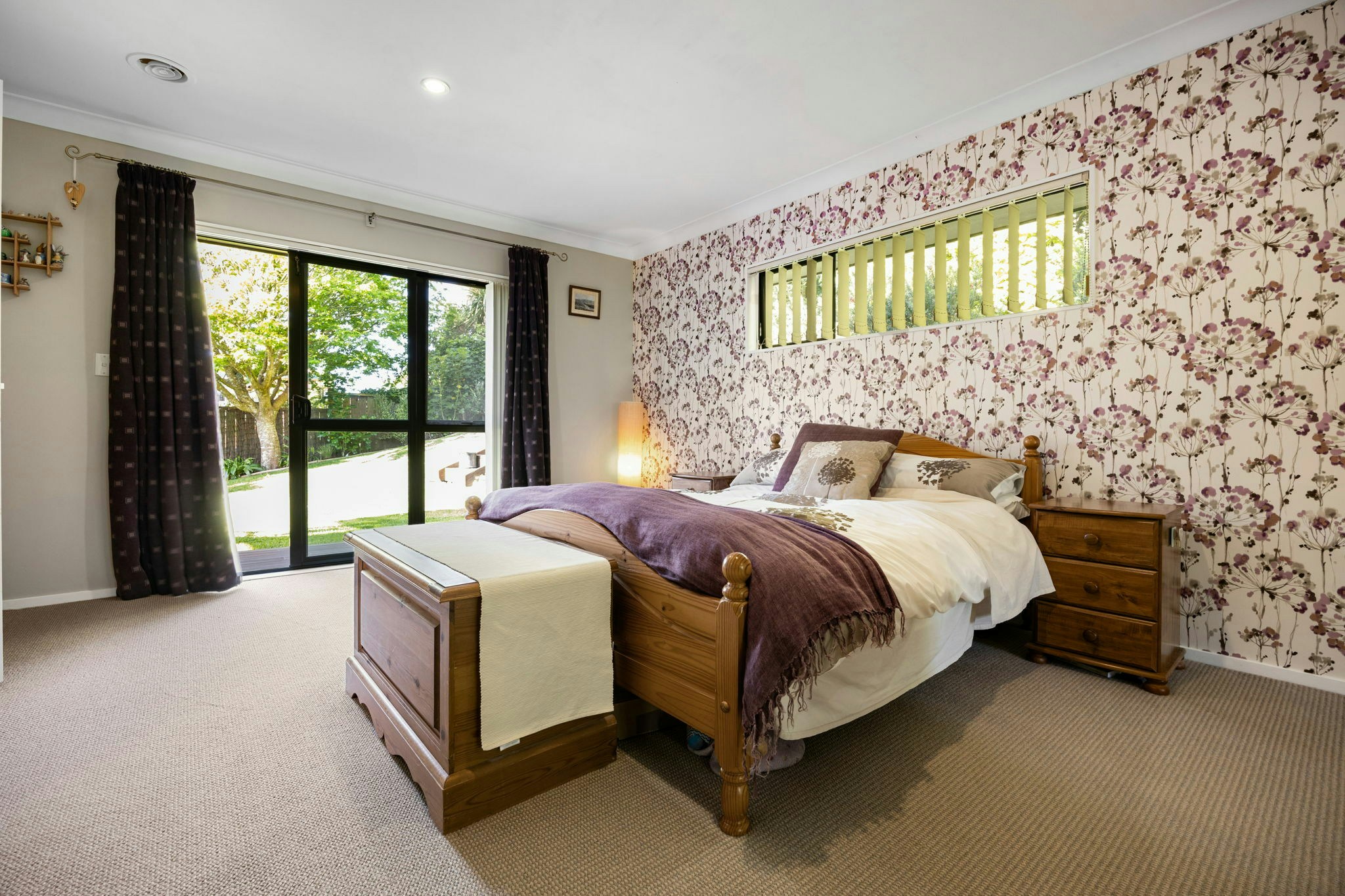 18 web or mls in House AR0 1981