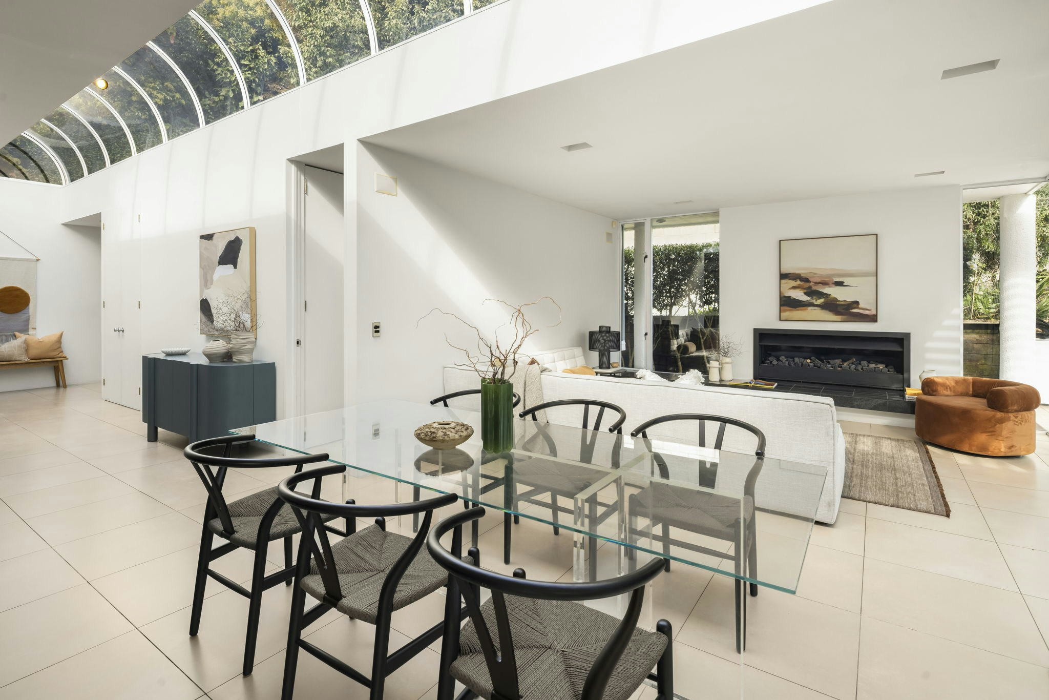 18 web or mls in House AR5 5304