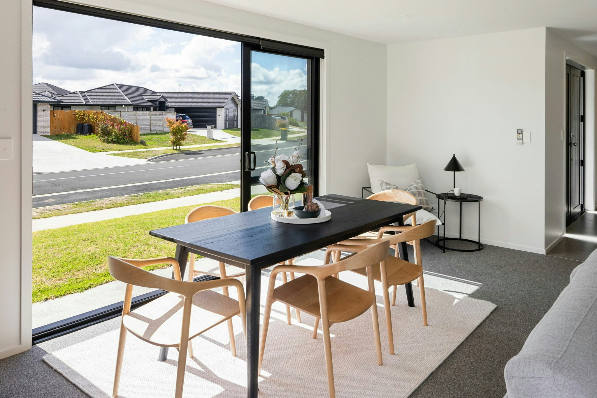 18 web or mls in House AR5 6481