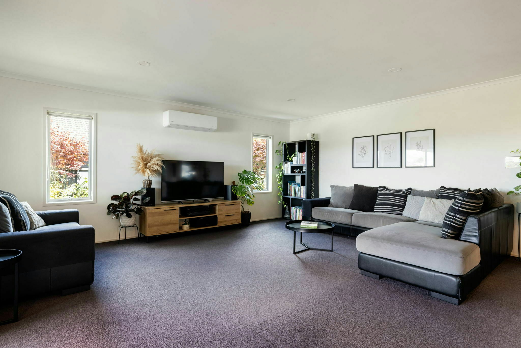 18 web or mls in House SR5 0745