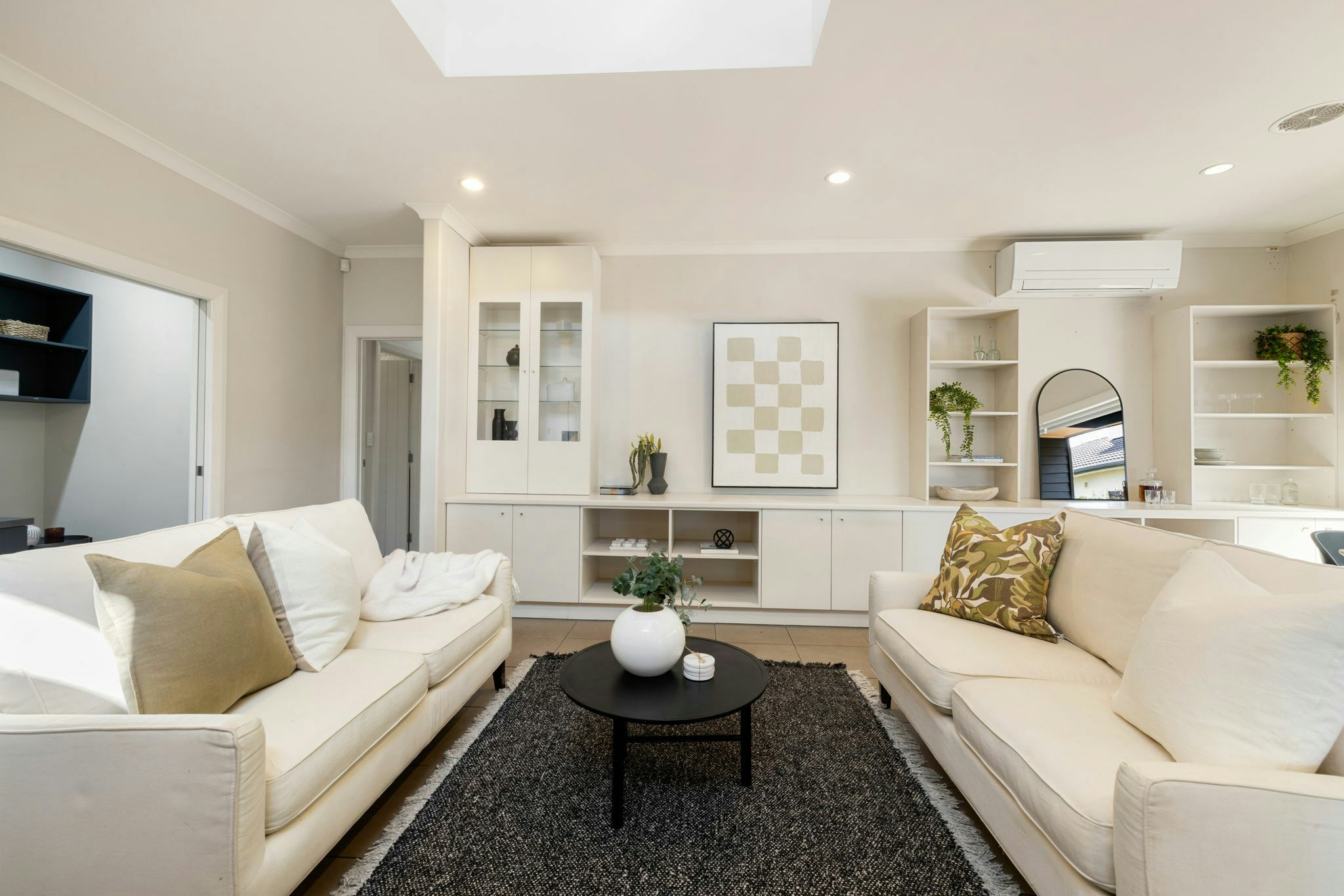 18 web or mls in House SR5 0827